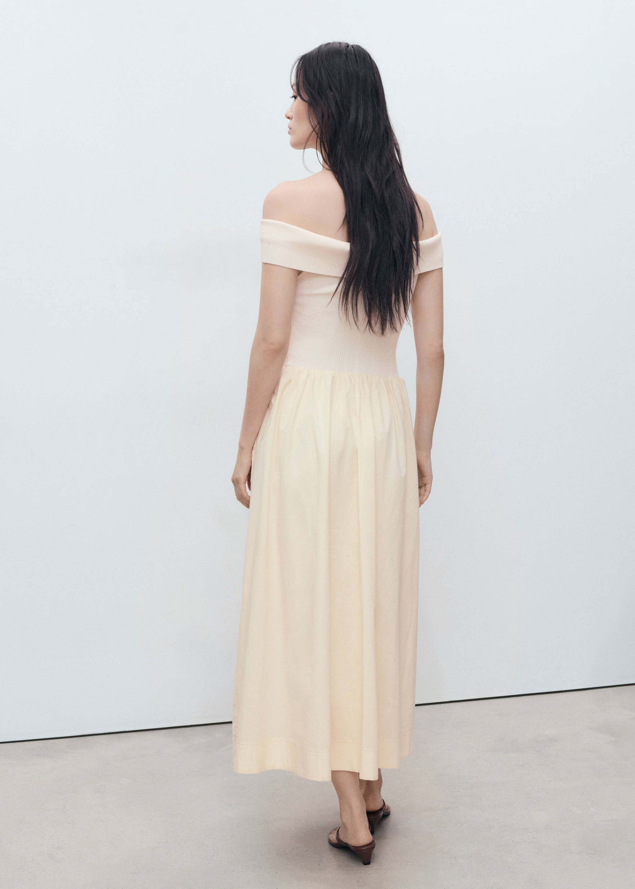 Vestido combinado detalles bordados - Reverso del artículo
