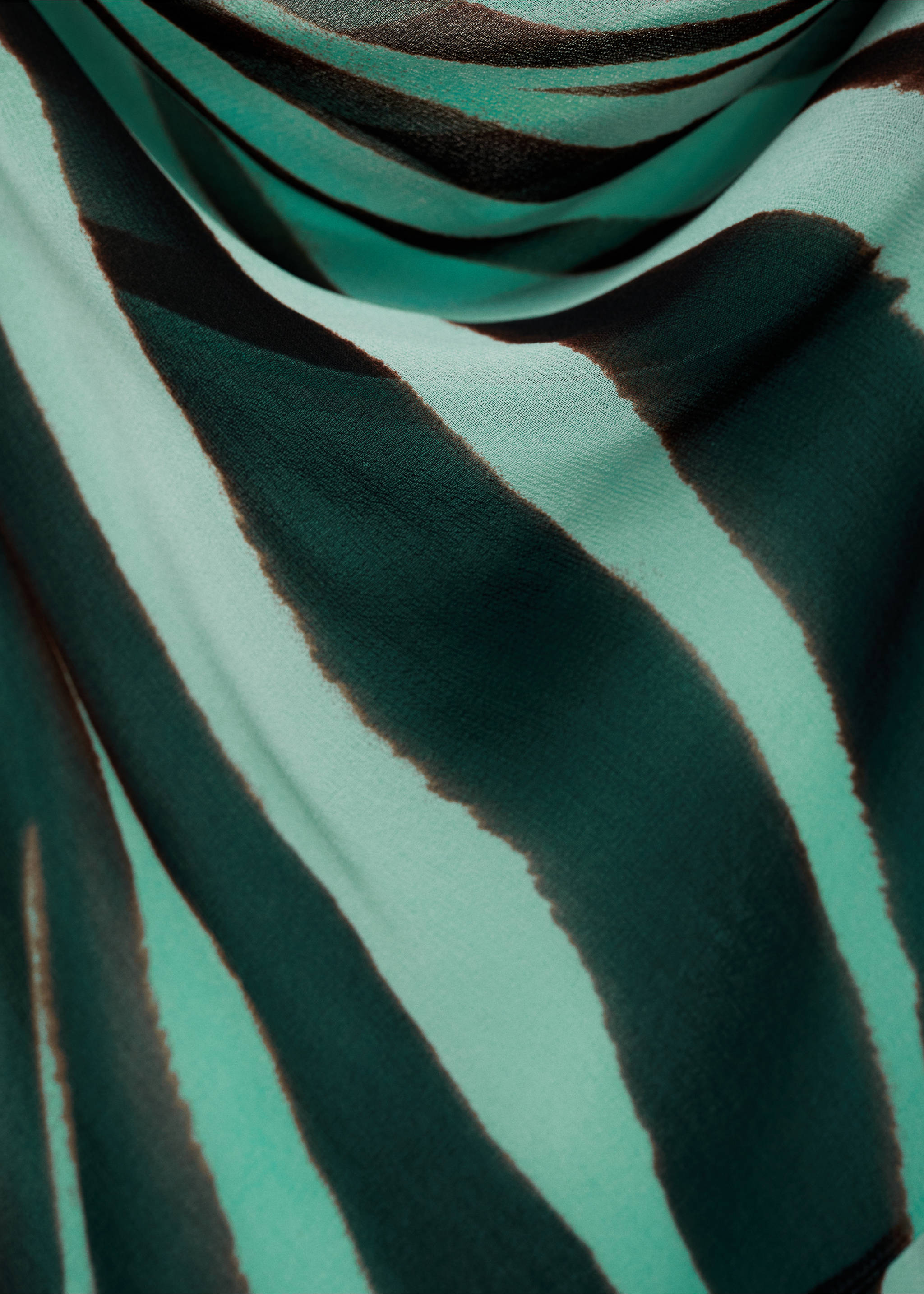 Vestido volantes estampado cebra - Detalle del artículo 8, Turquesa. Ref: 87009088-00.