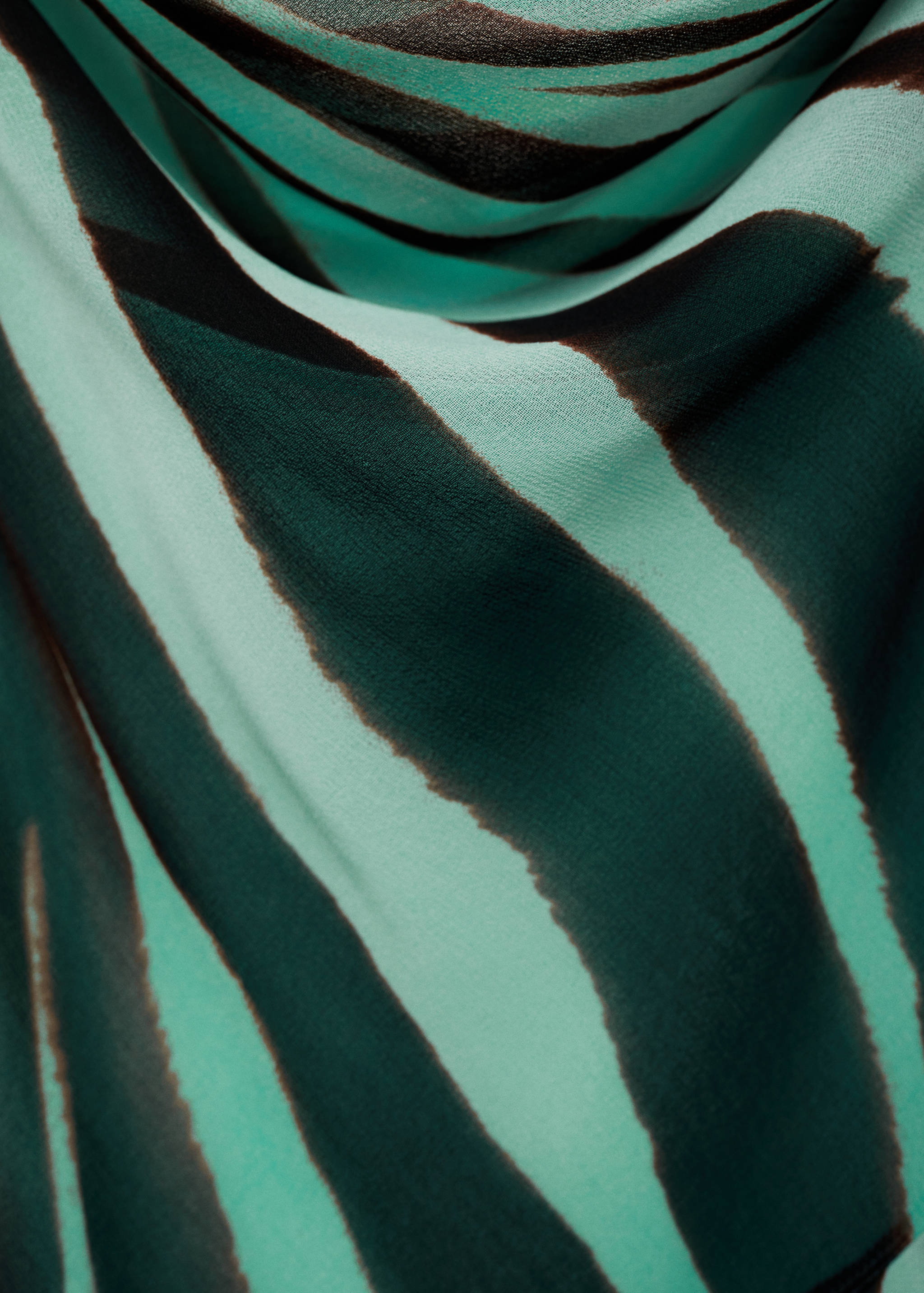 Zebra-print dress with ruffles - Details of the article 8