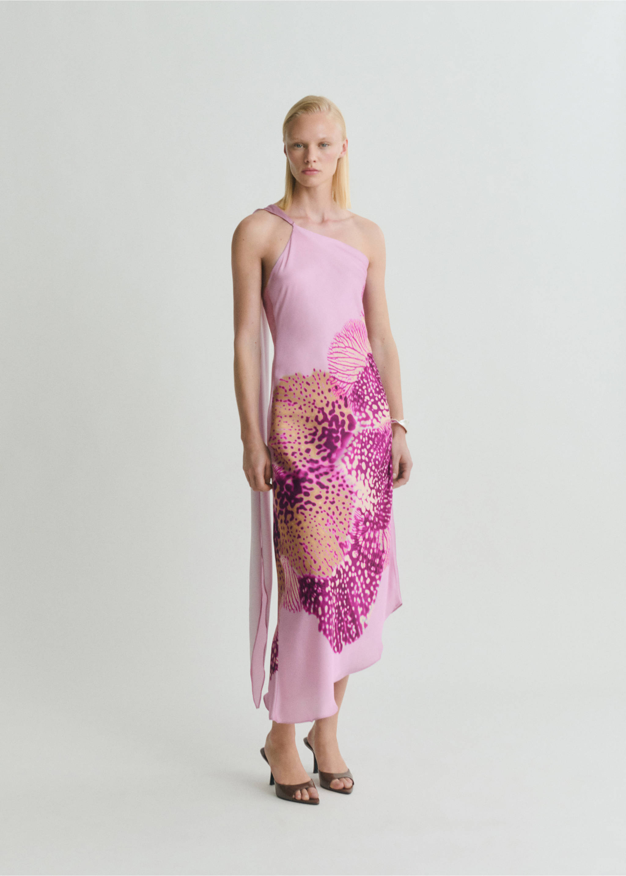 Satin scarf dress with maxi-flower print - General plane, Light/Pastel Purple. Ref: 87009092-00.