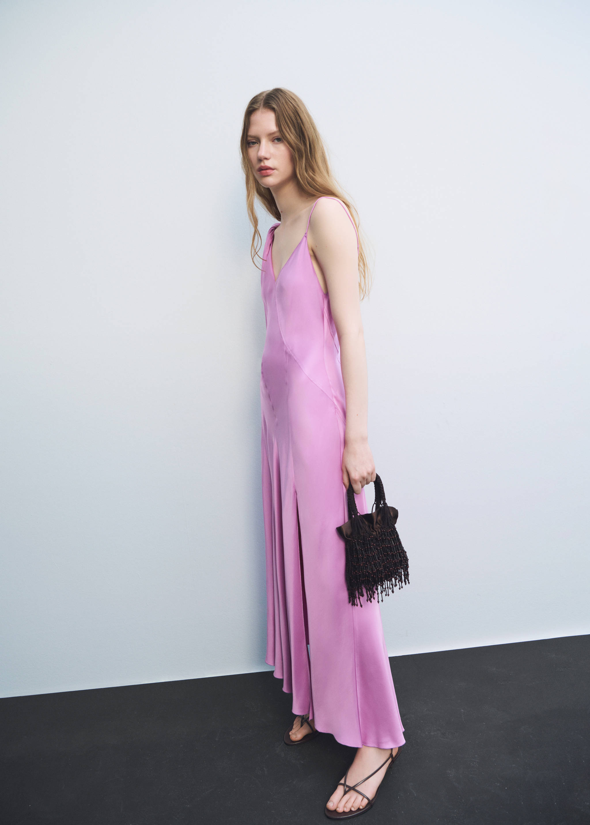 Asymmetrical satin dress - Details of the article 7