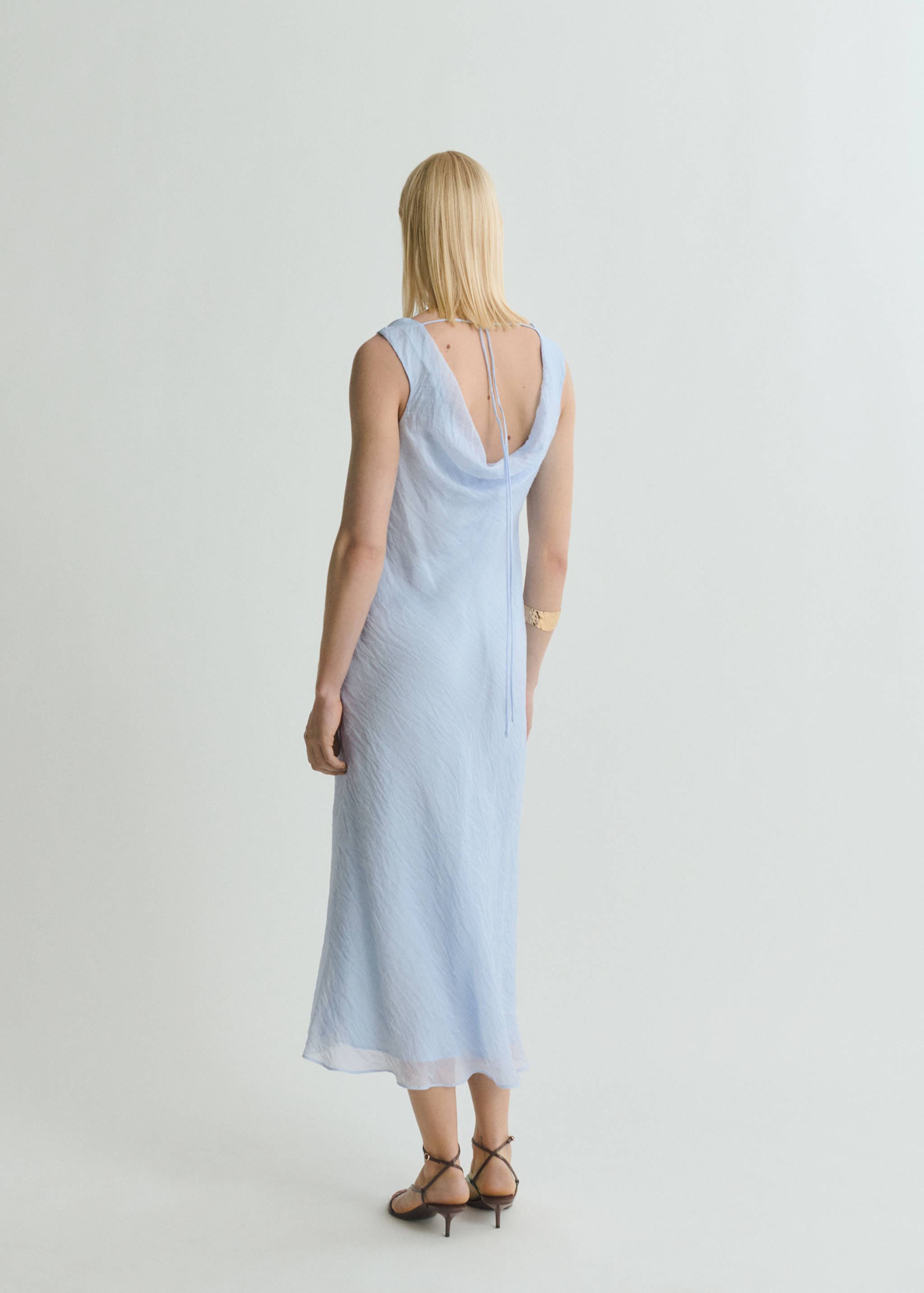 Midi-dress with draped neckline - Reverse of the article