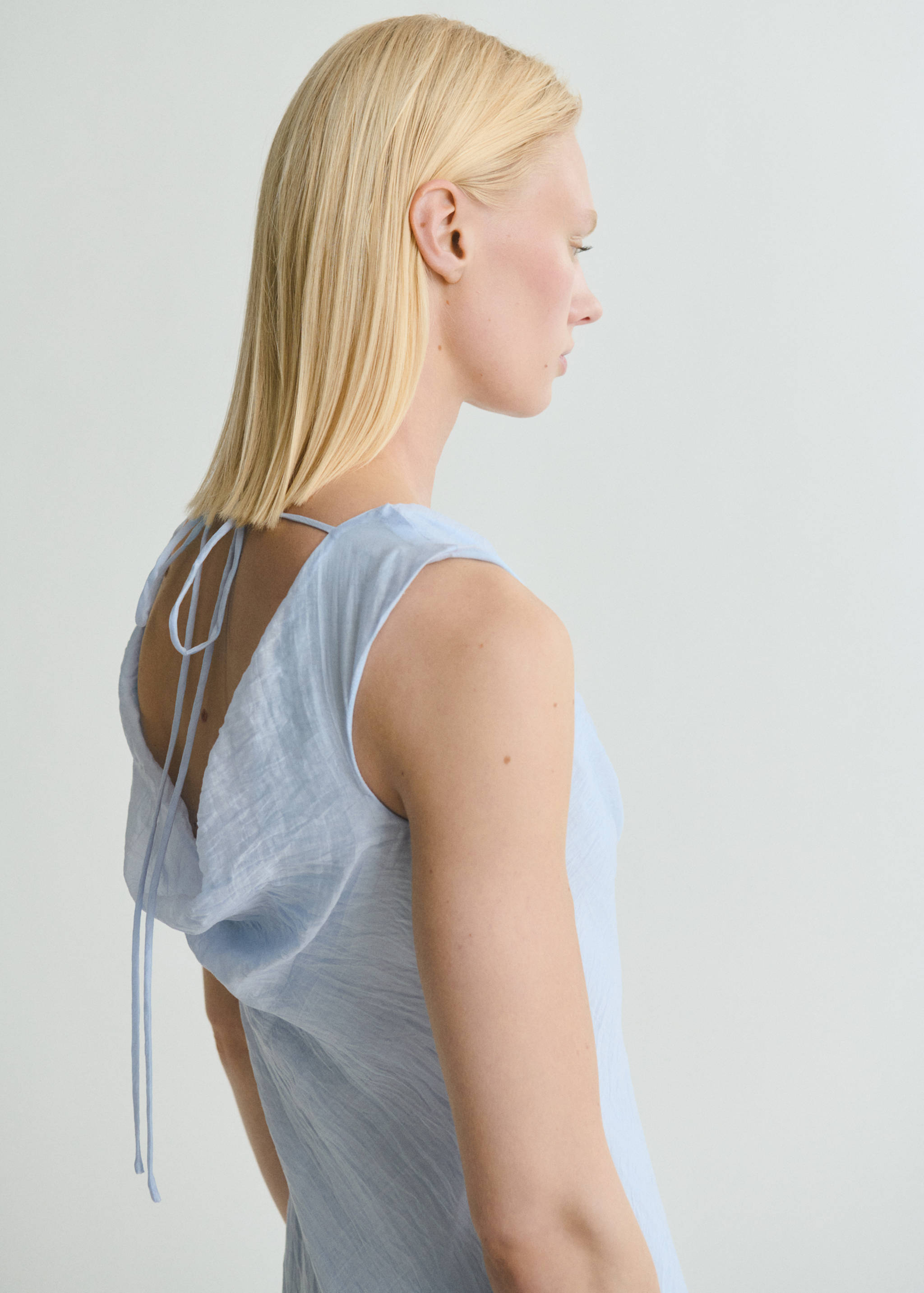 Midi-dress with draped neckline - Details of the article 6