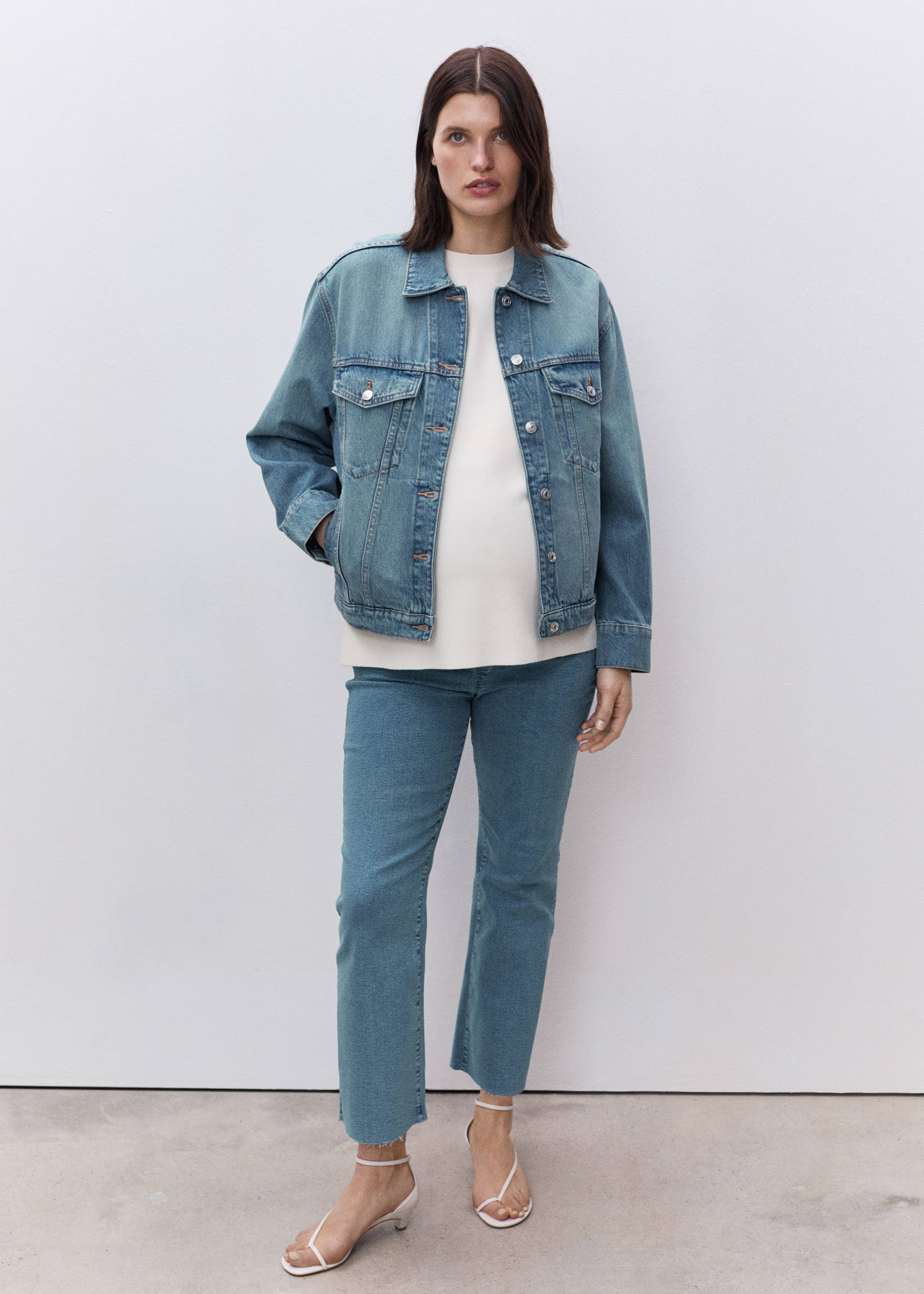 Maternity flared cropped jeans - General plane