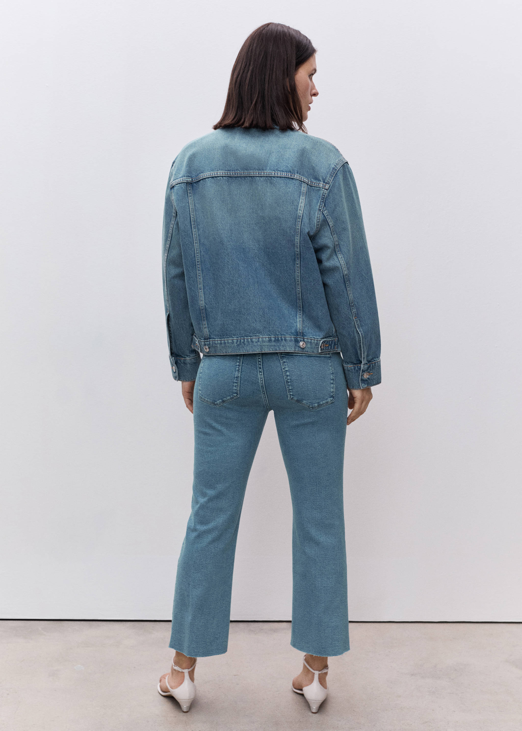 Maternity flared cropped jeans - Reverse of the article