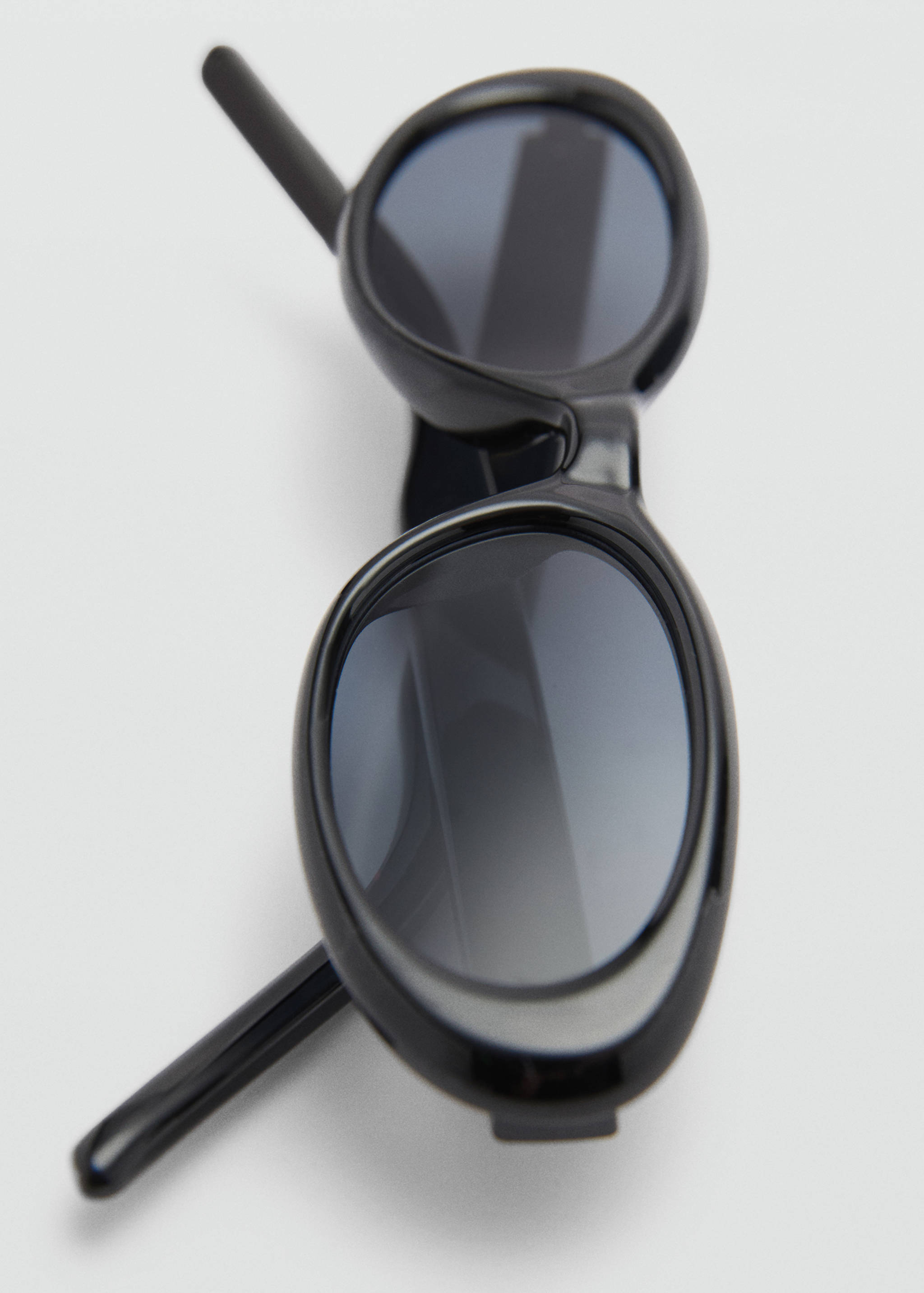 Sonnenbrille mit ovaler Fassung - Detail des Artikels 2