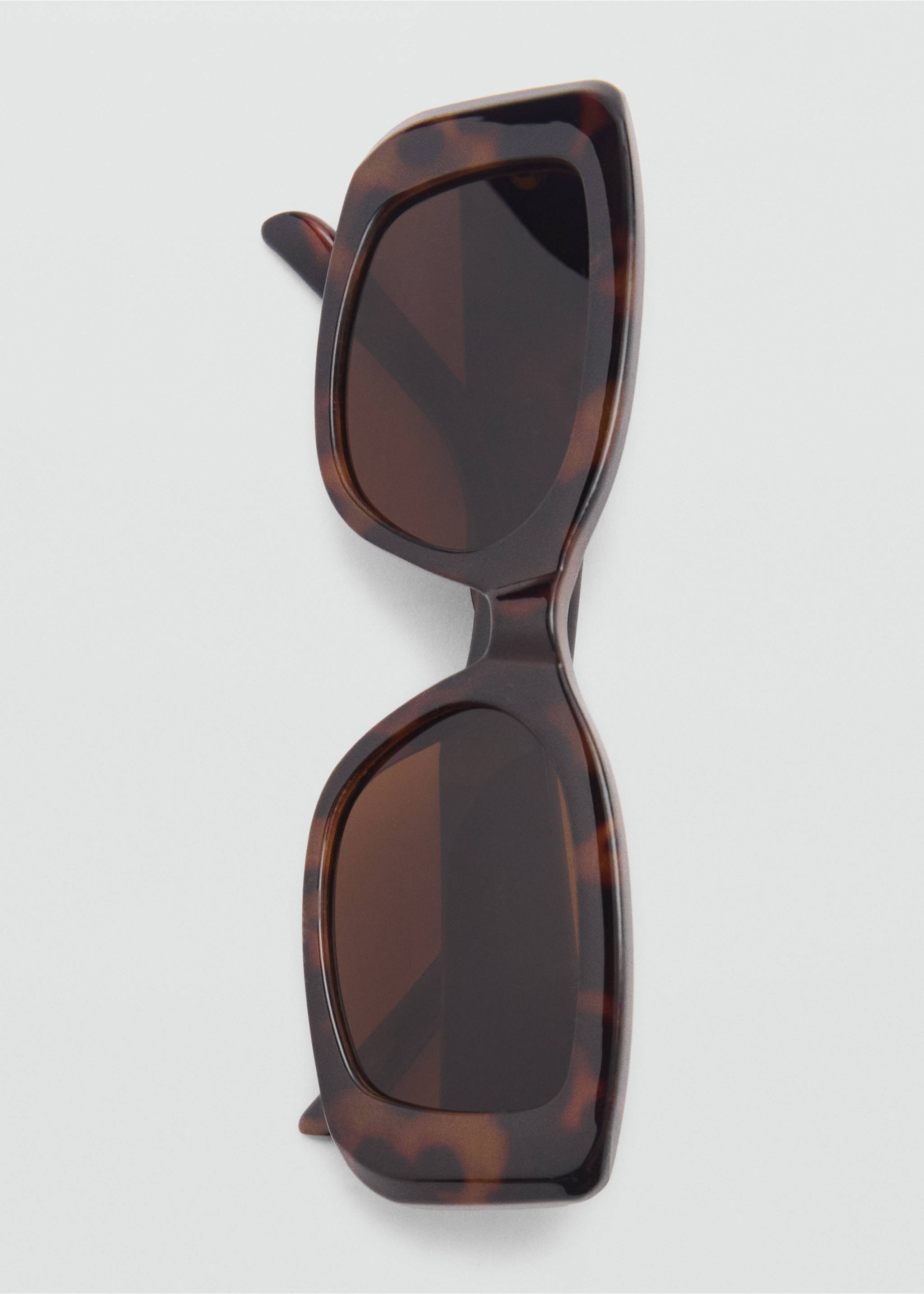 Sonnenbrille mit viereckiger Brillenfassung - Detail des Artikels 2, Schokolade. Ref: 87010233-00.