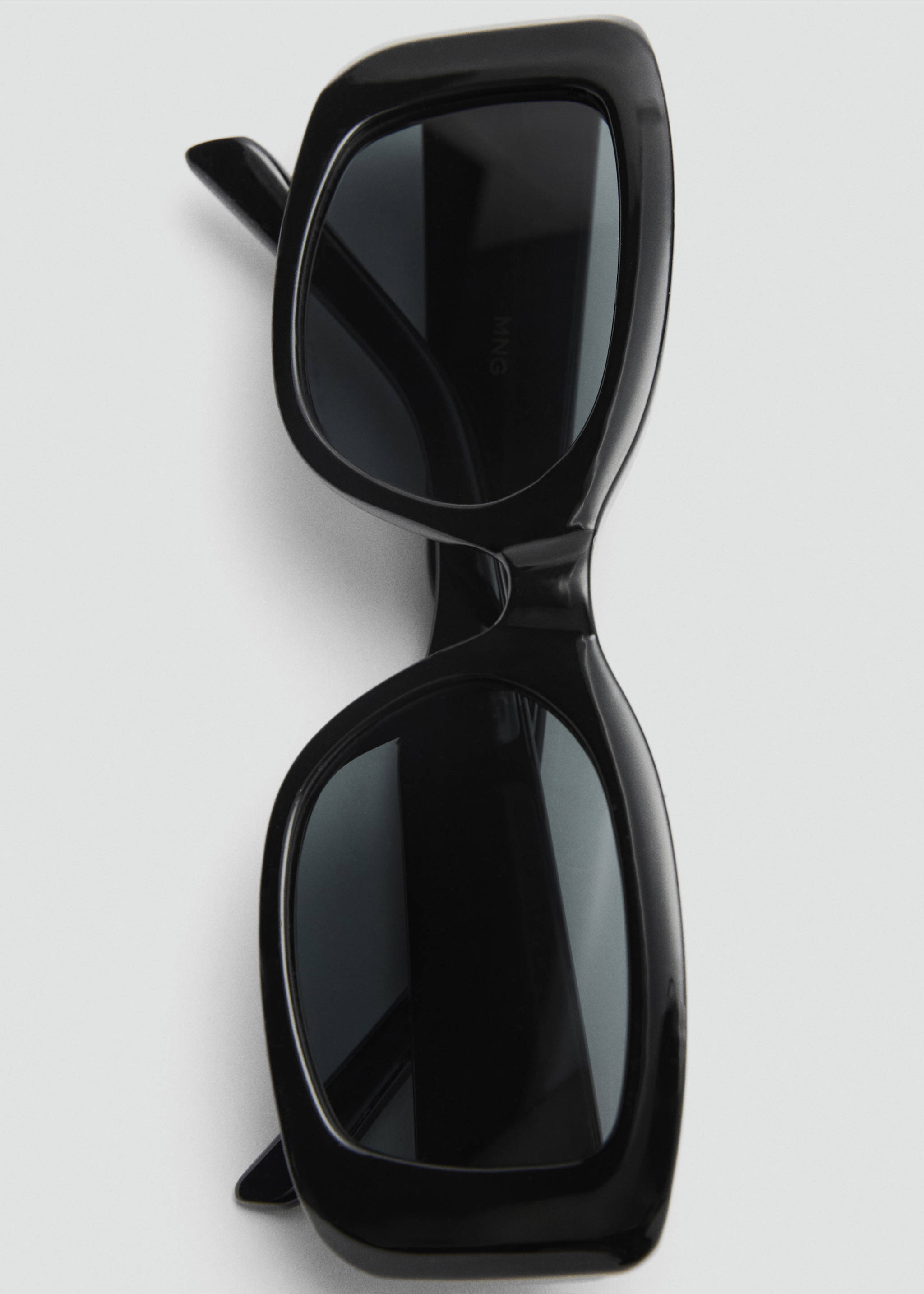 Gafas de sol montura cuadrada - Detalle del artículo 2, Negro. Ref: 87010233-00.