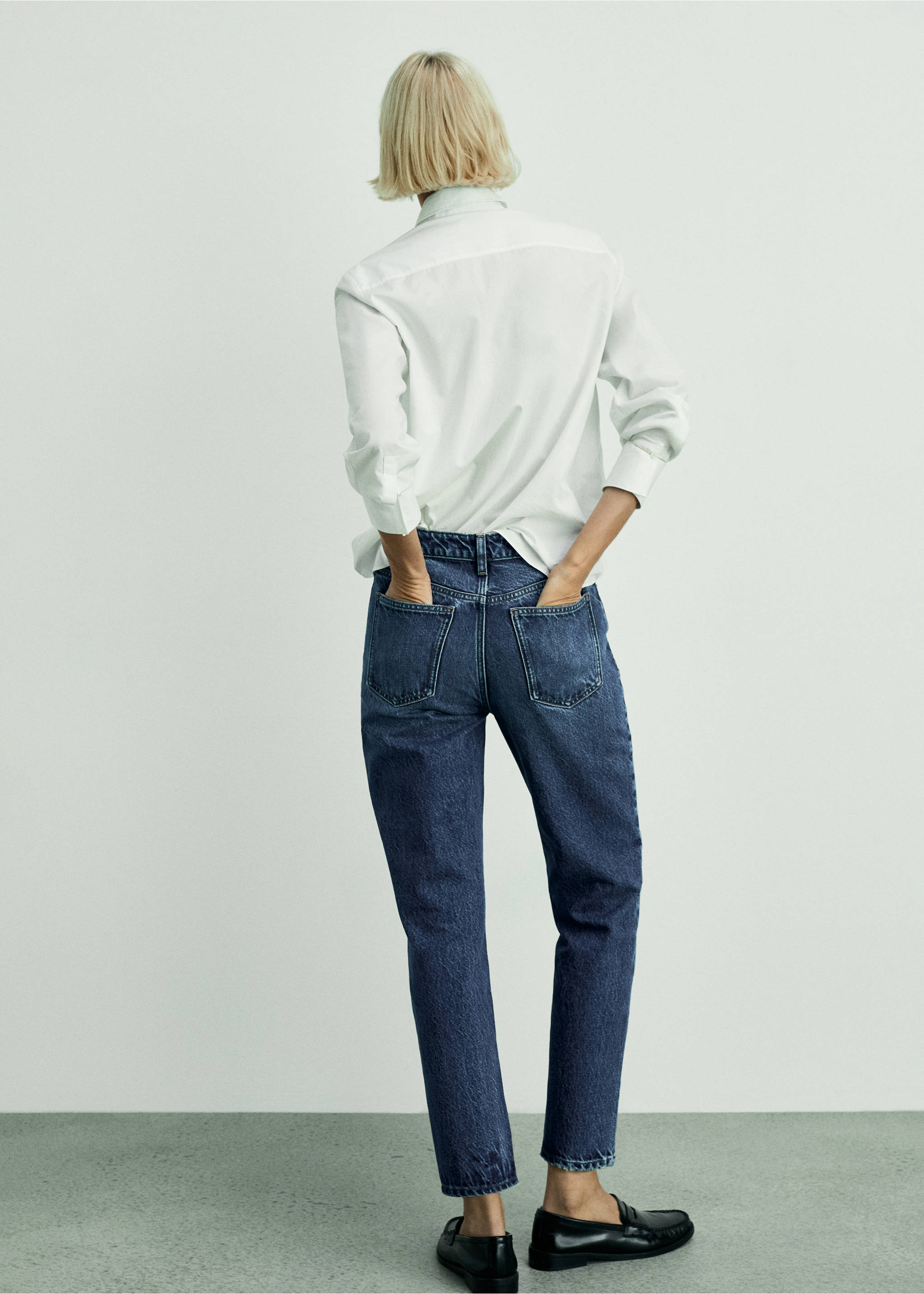 Jean Mom2000 mom taille haute - Verso de l’article, Bleu foncé. Ref: 87010241-00.