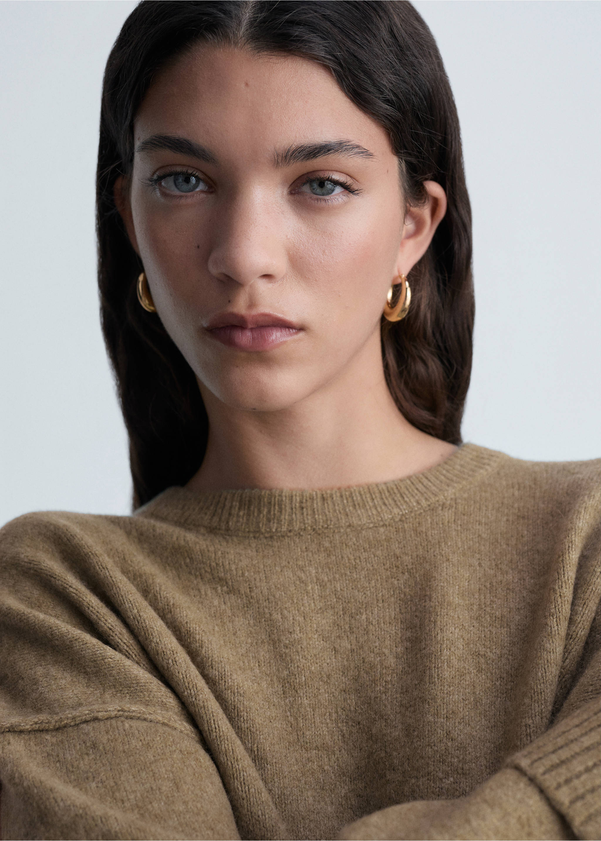 Rolled-up sleeves sweater - Details of the article 1, Medium Green. Ref: 87010291-00.