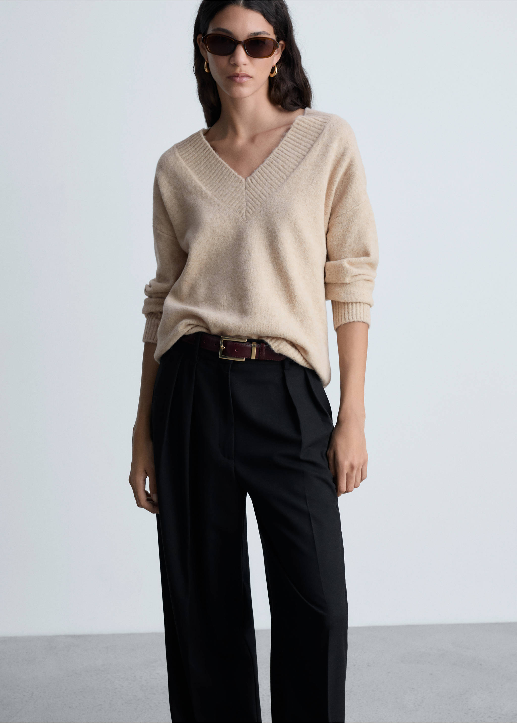Oversized-Pullover mit V-Ausschnitt - Mittlere Ansicht, Beige. Ref: 87010292-00.