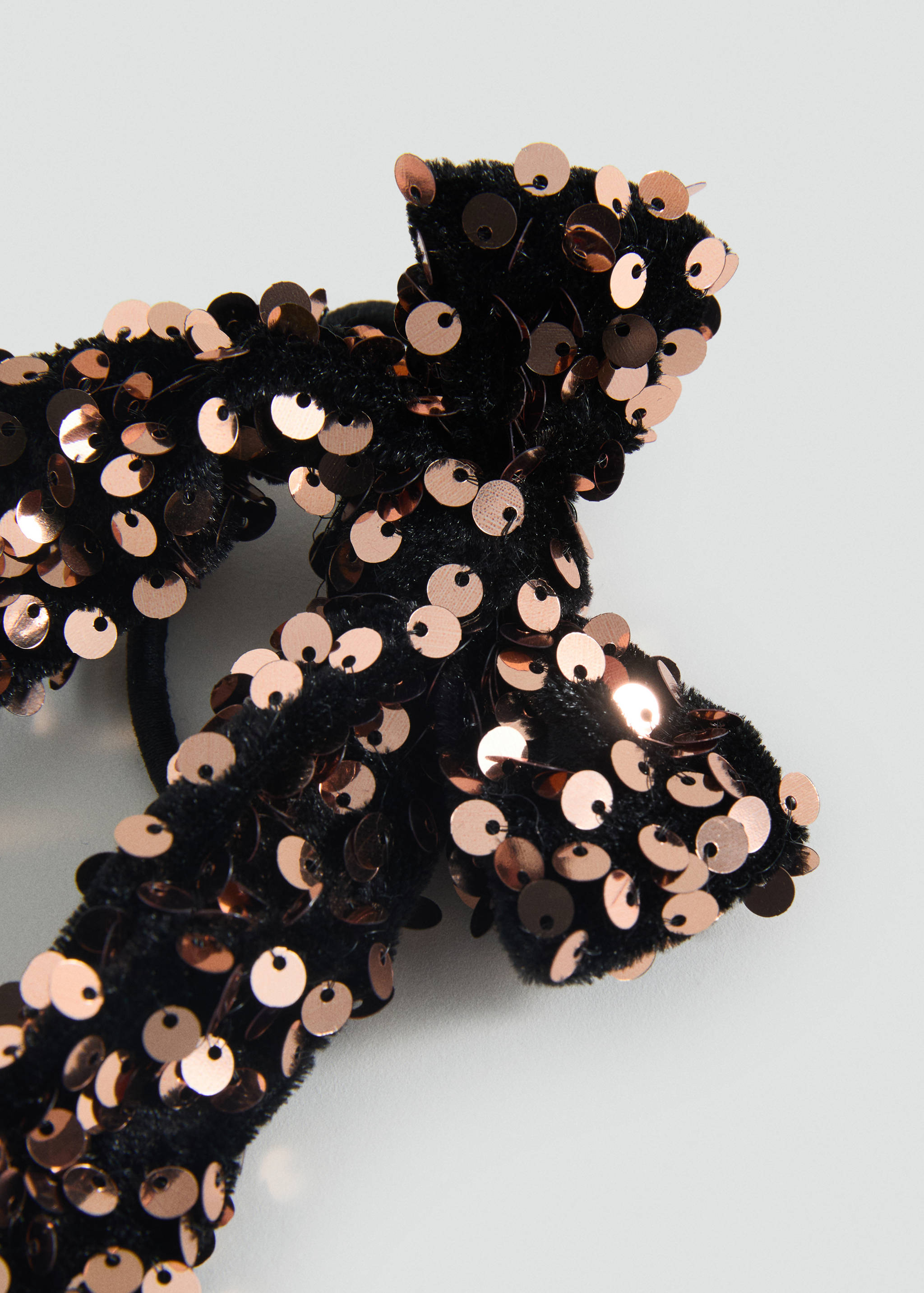 Bow scrunchie - Medium plane