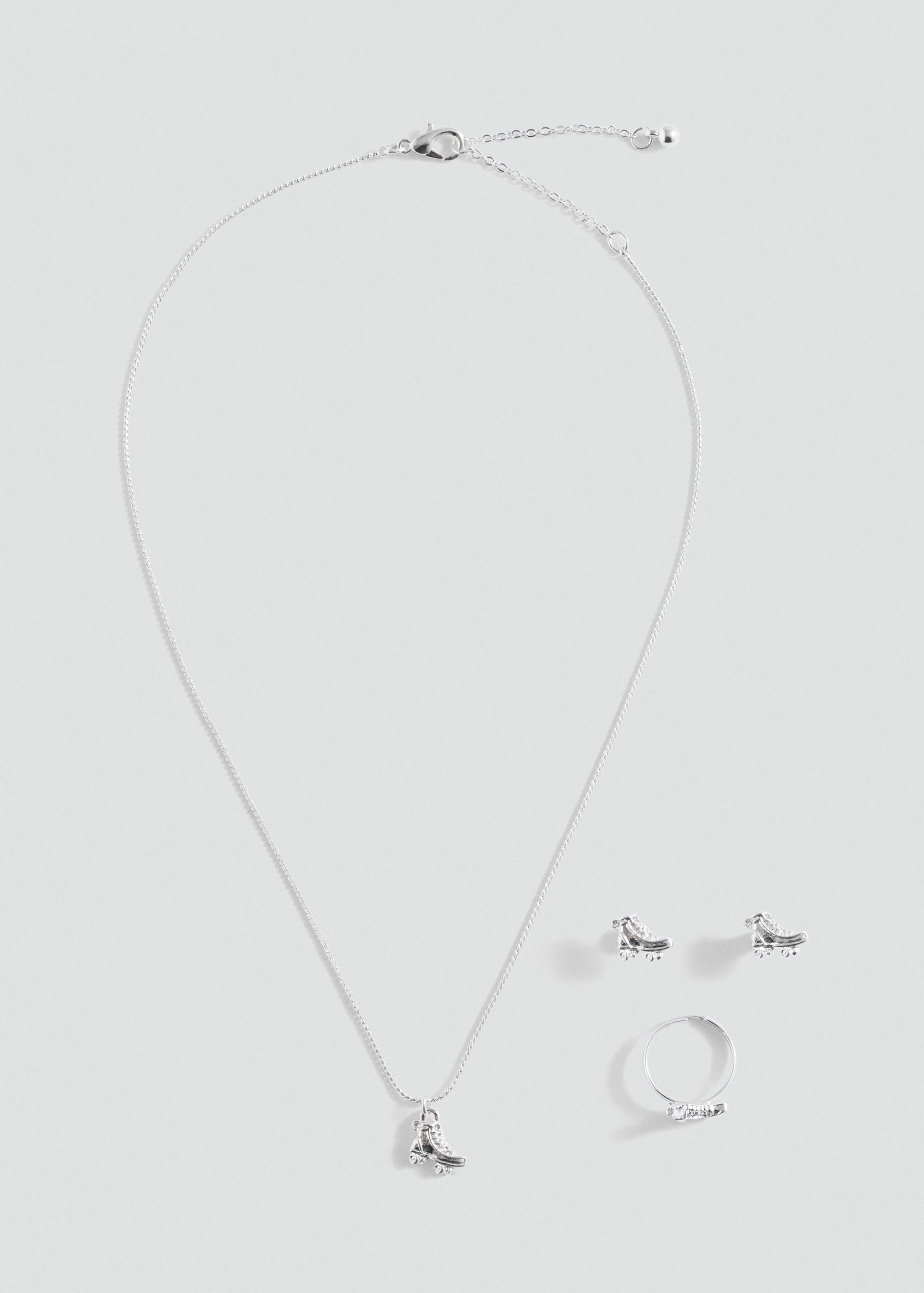 Set aus Halskette, Ring und Ohrringen - Artikel ohne Model