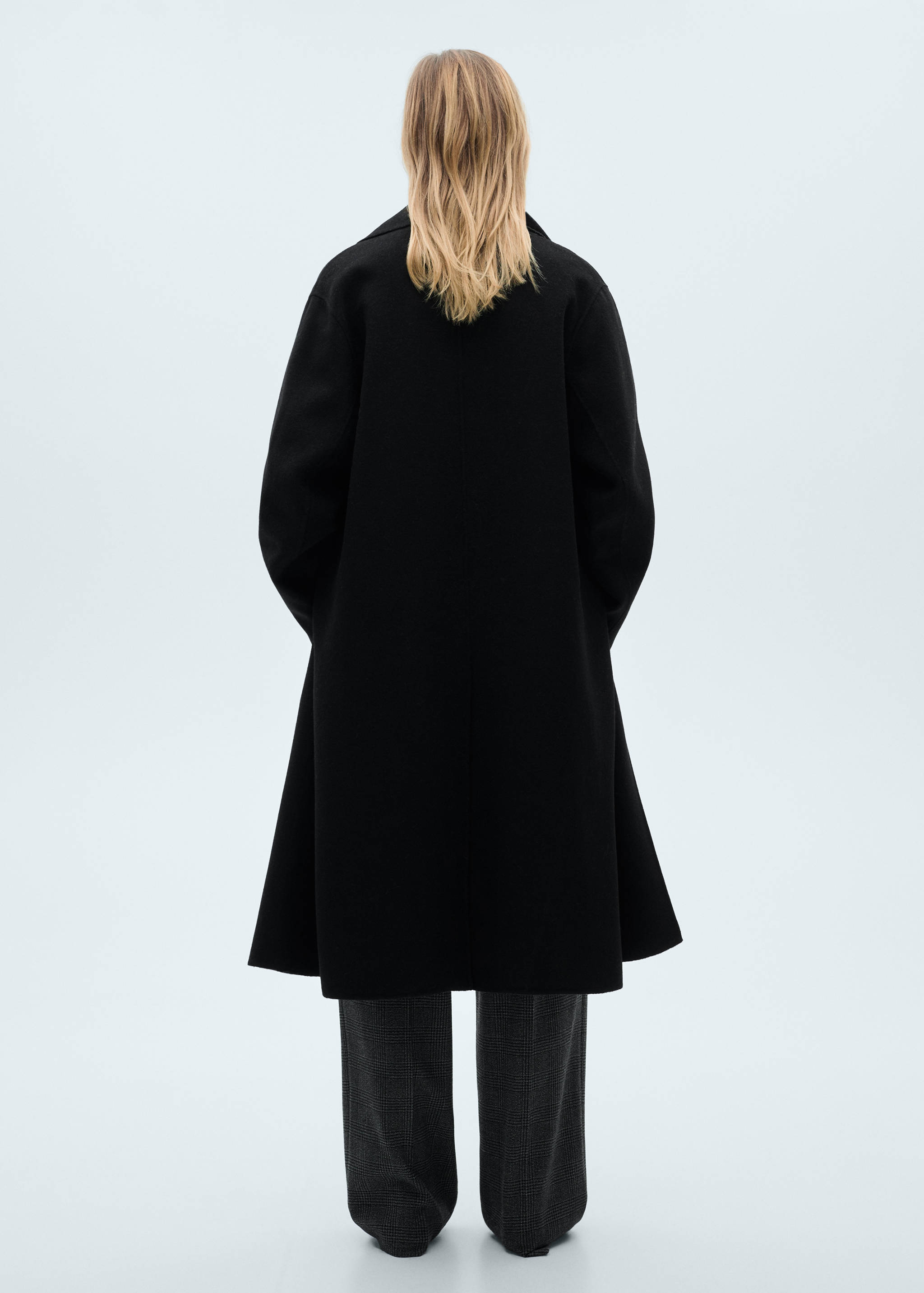Handmade oversized wool coat - Reverse of the article