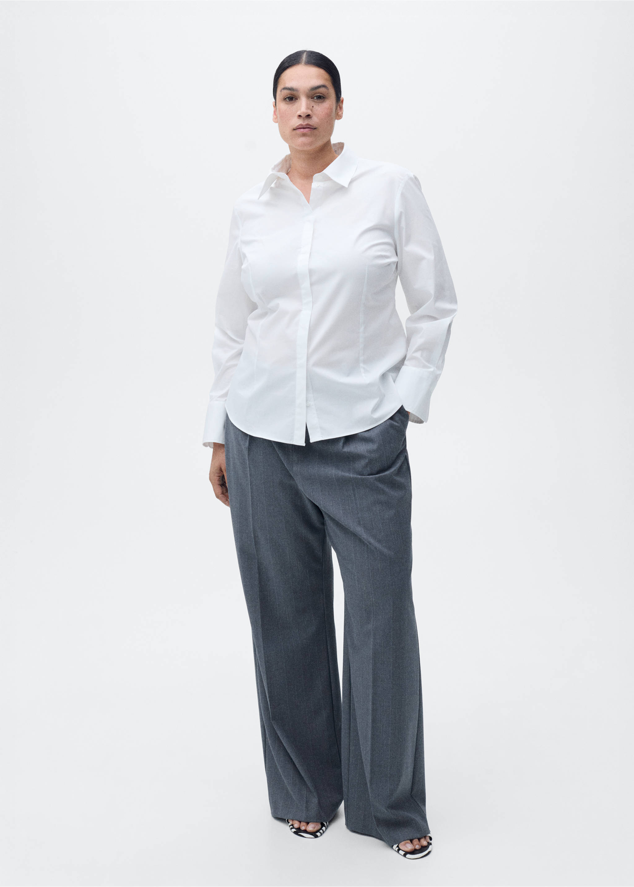 Fitted cotton shirt - Details of the article 6, White. Ref: 87010350-00.