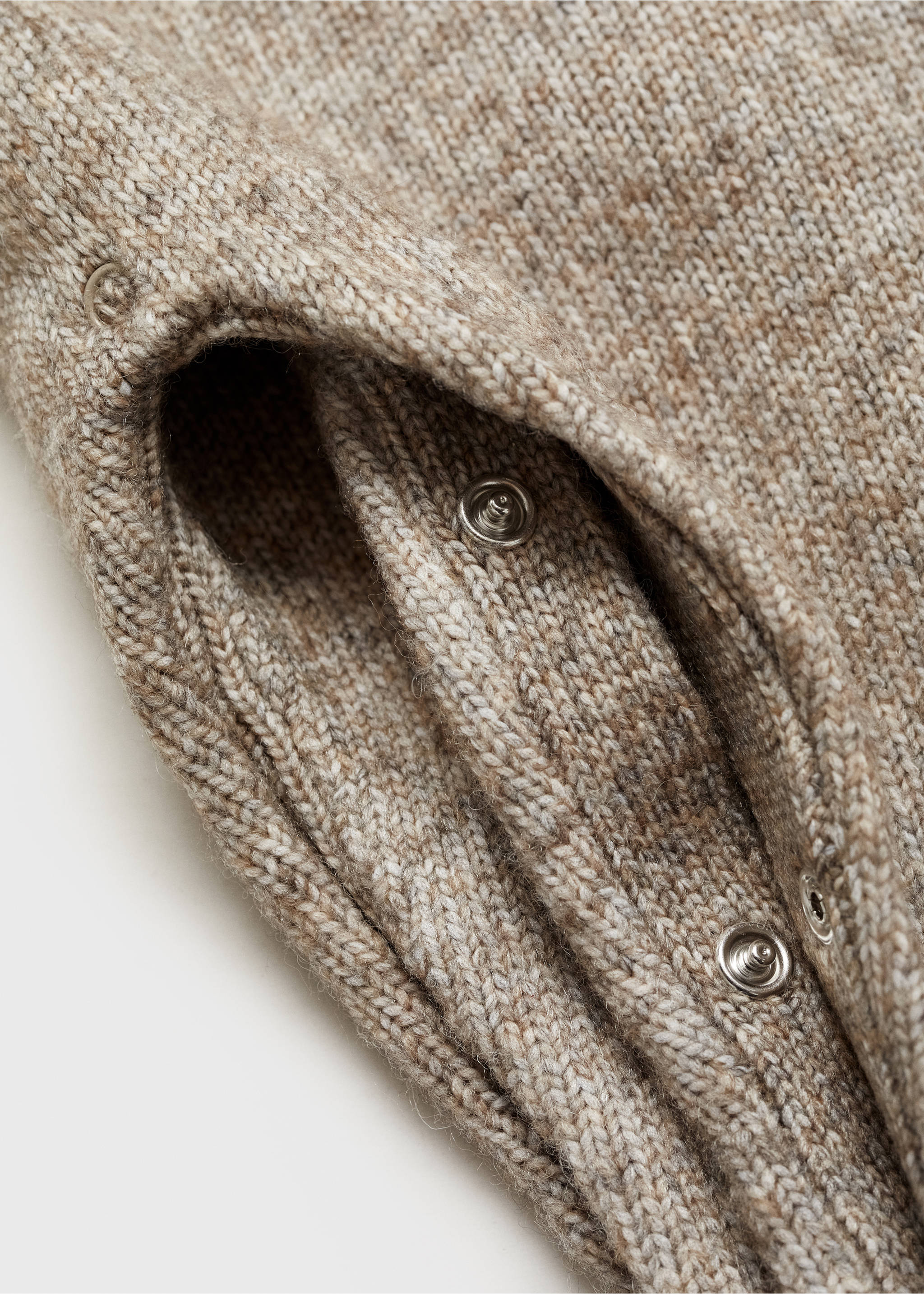 Jacquard jumpsuit - Detail van het artikel 0, Middenbruin. Ref: 87010355-00.