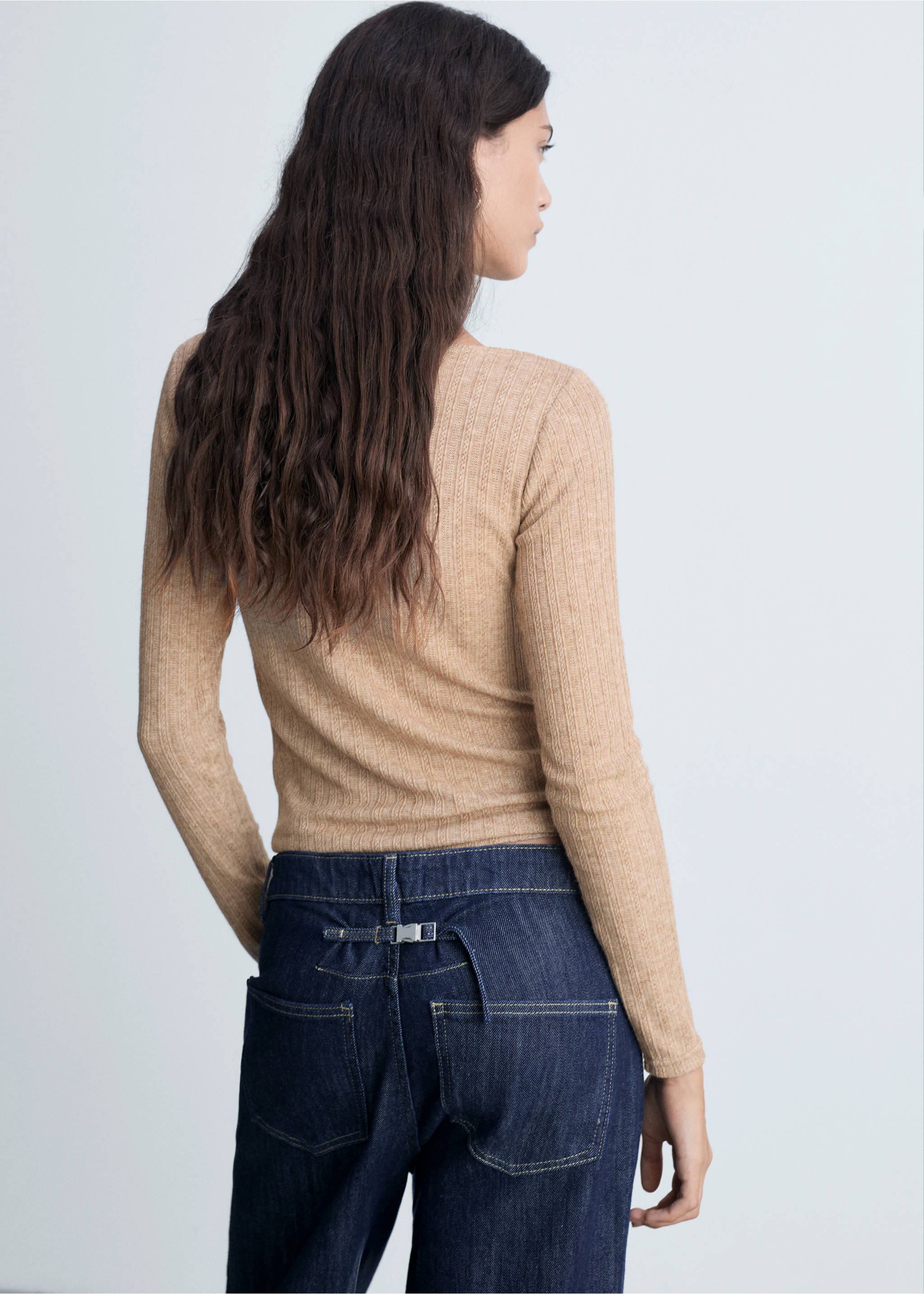 Long-sleeved pointelle t-shirt - Reverse of the article, Light/Pastel Brown. Ref: 87010433-00.