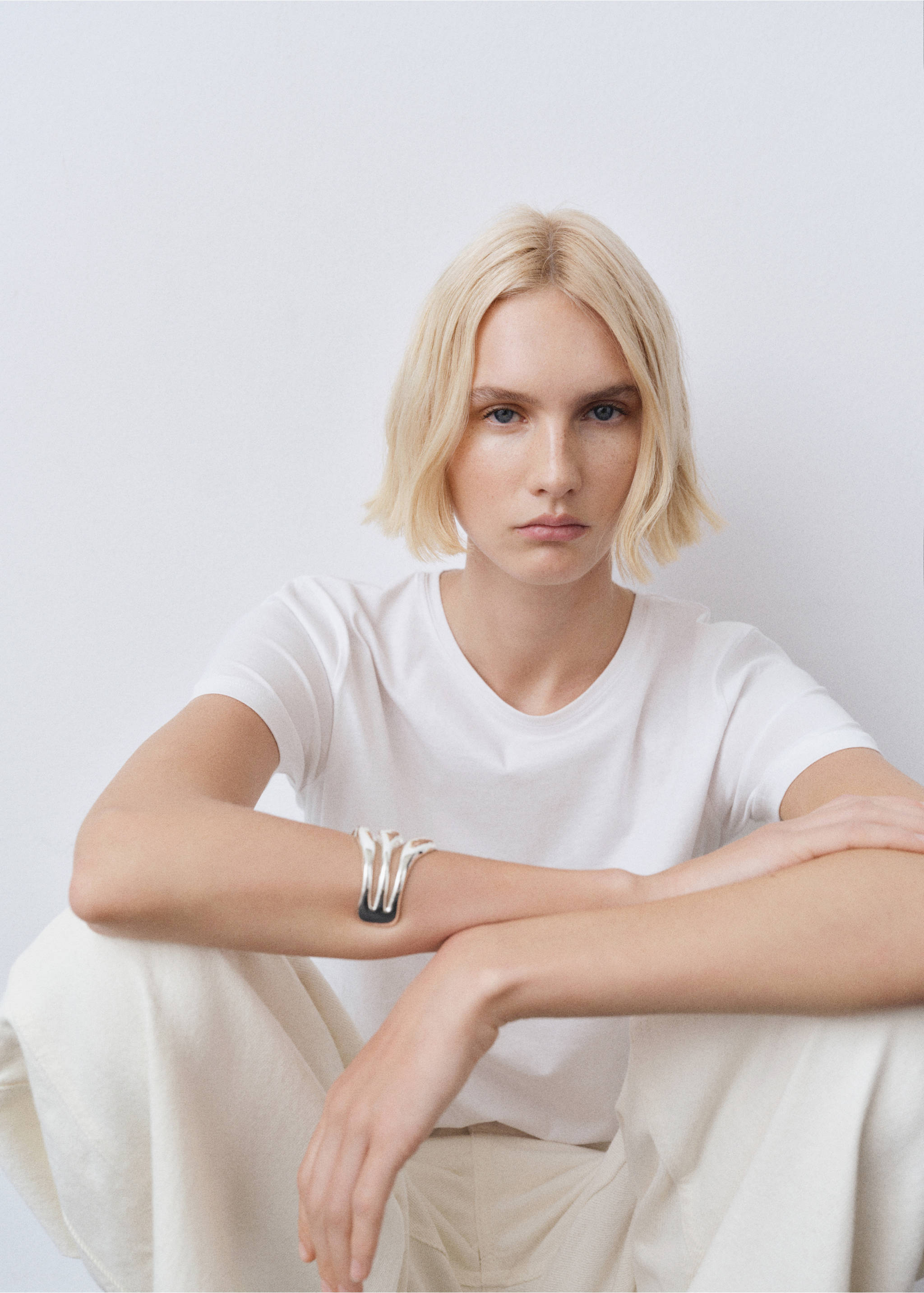 Short-sleeved cotton t-shirt - Details of the article 1, White. Ref: 87010434-00.