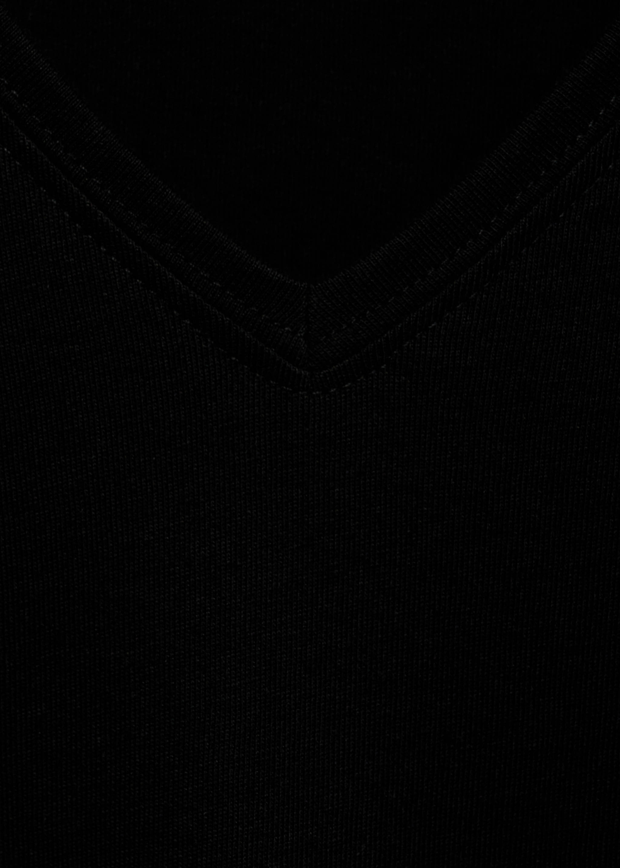 Baumwoll-T-Shirt, V-Ausschnitt - Detail des Artikels 8