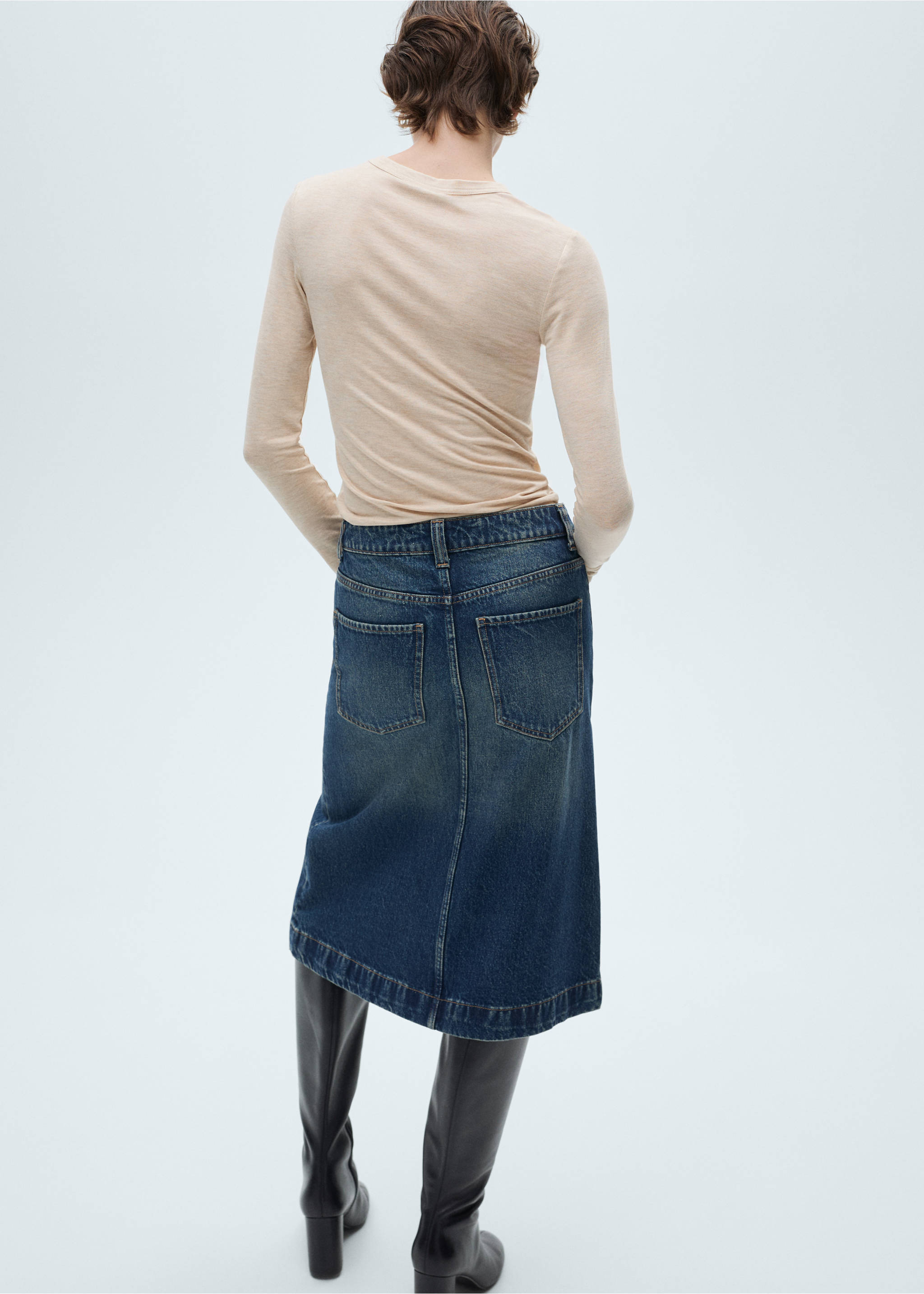 Long-sleeved fitted t-shirt - Reverse of the article, Sand. Ref: 87010438-00.