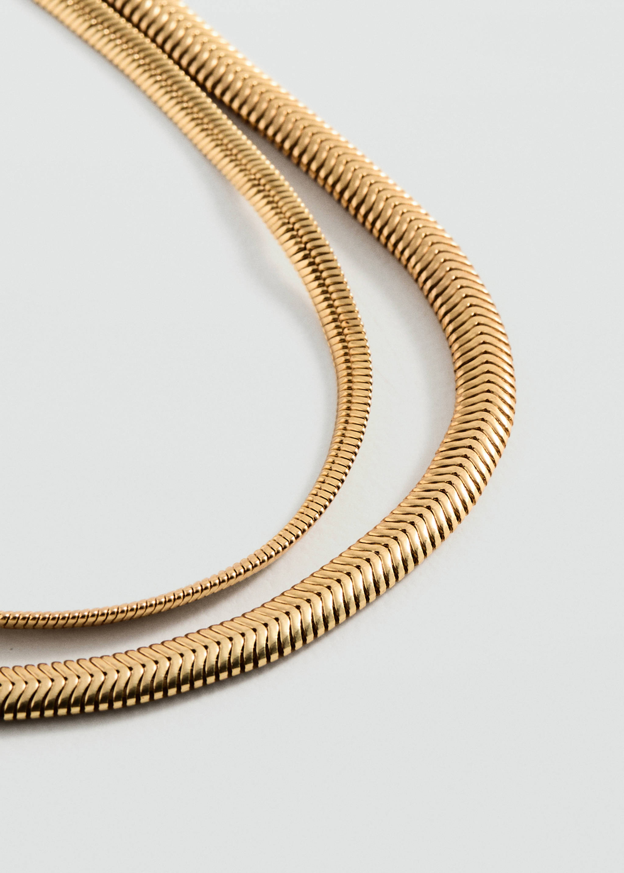 Doppelte Halskette mit Textur - Mittlere Ansicht