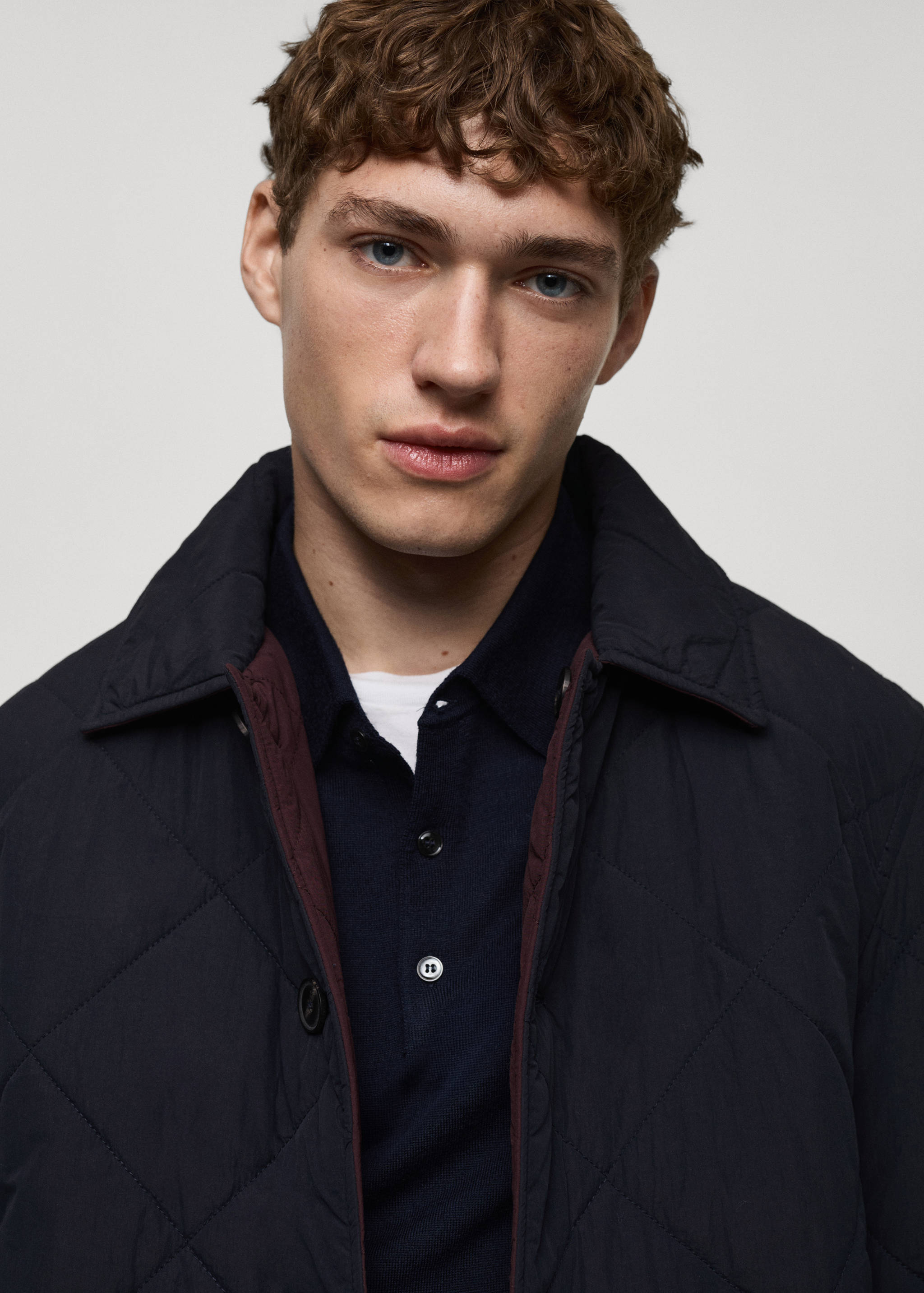 Casaco acolchoado reversível bicolor - Pormenor do artigo 1