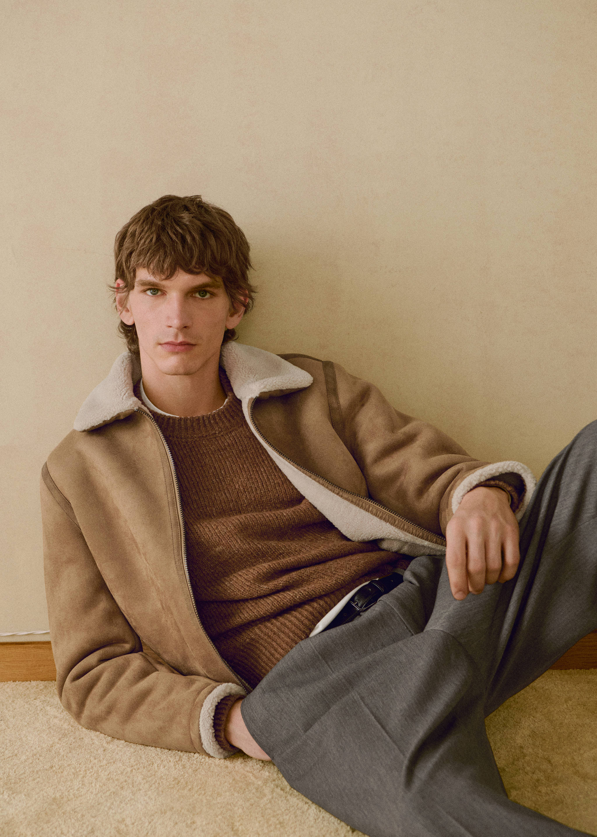 Double face jacket with sheepskin details - Details of the article 5, Medium Brown. Ref: 87010578-00.