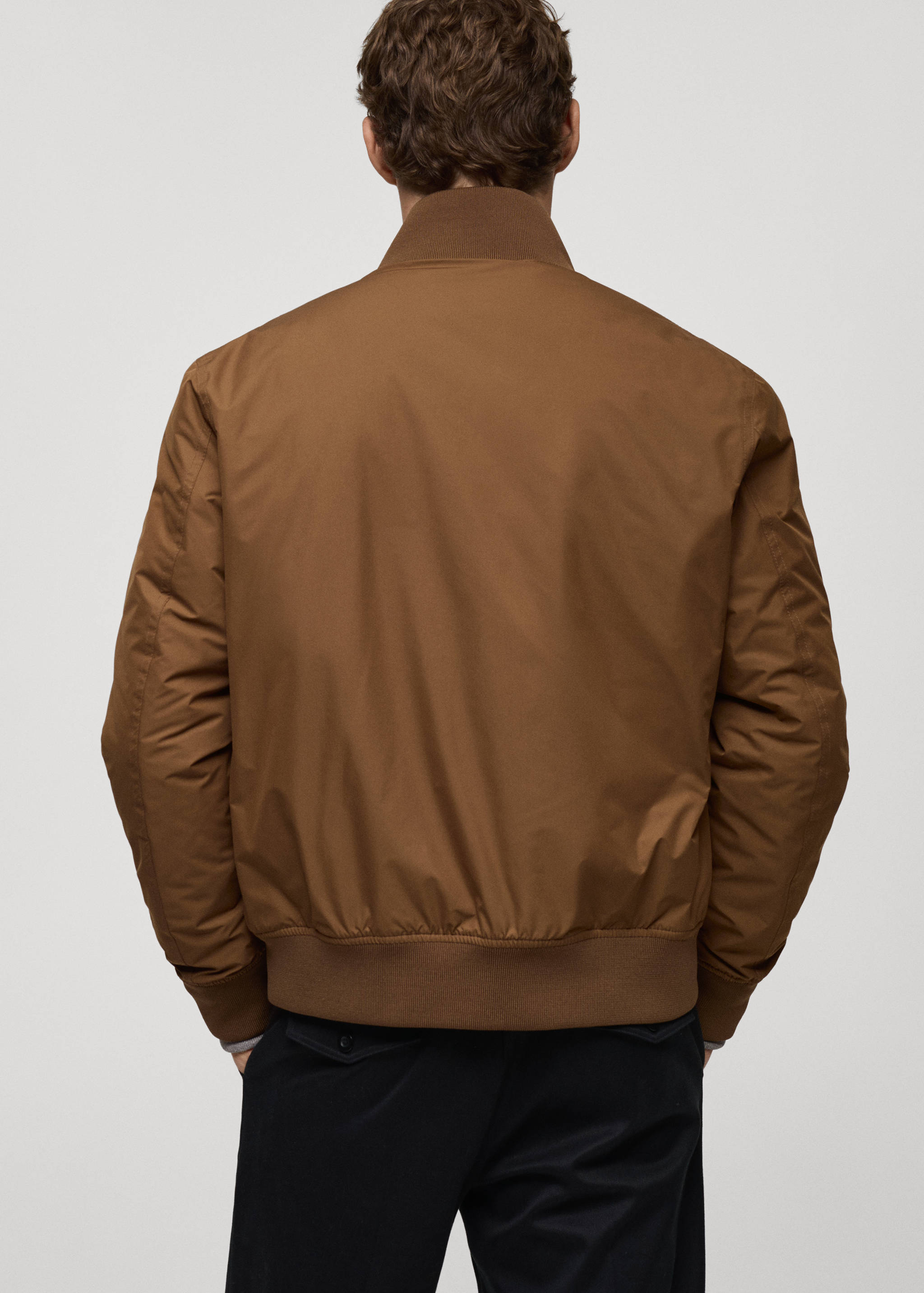 Water-repellent quilted bomber jacket - Reverse of the article