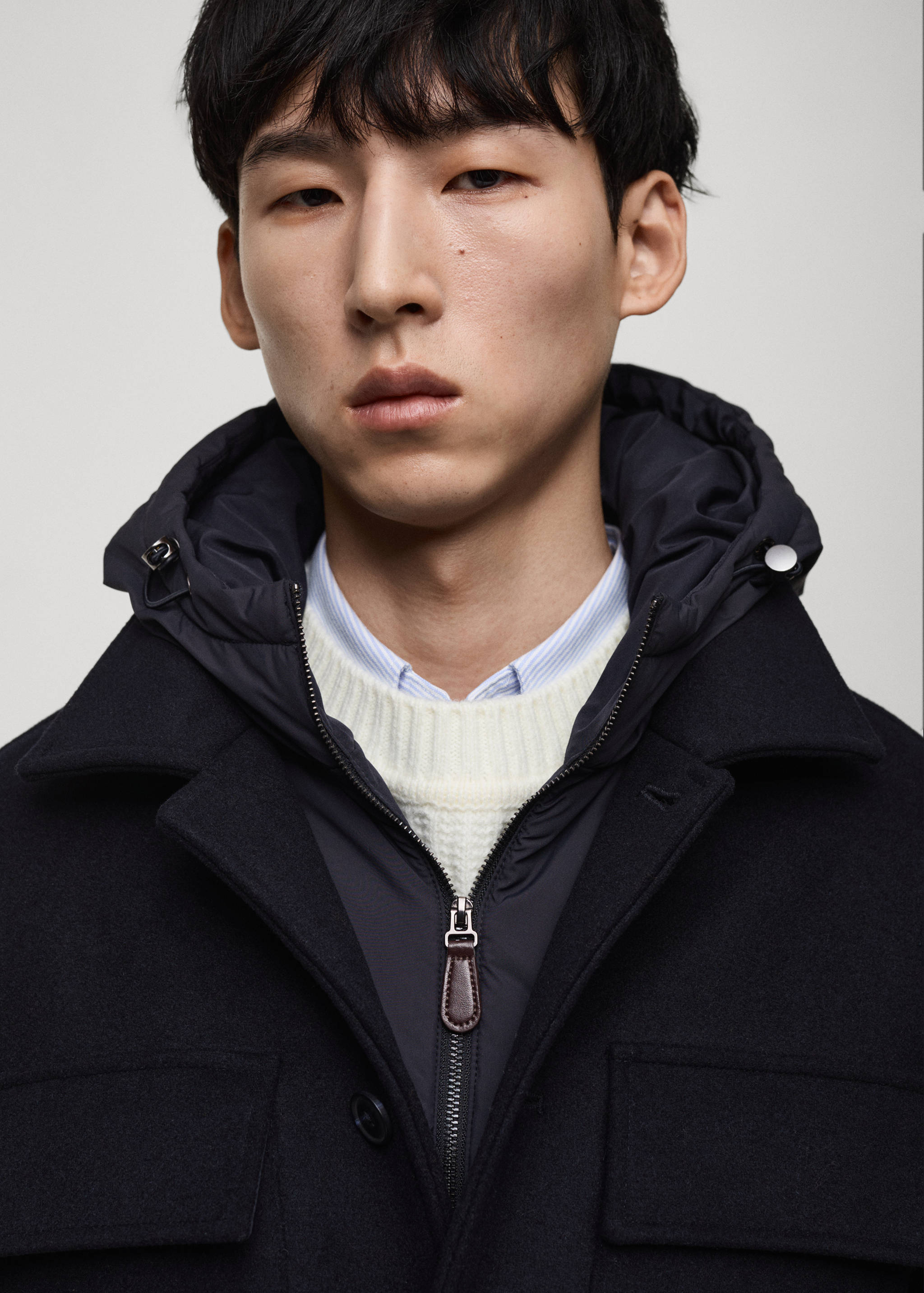 Wool blend coat with detachable hood - Details of the article 1