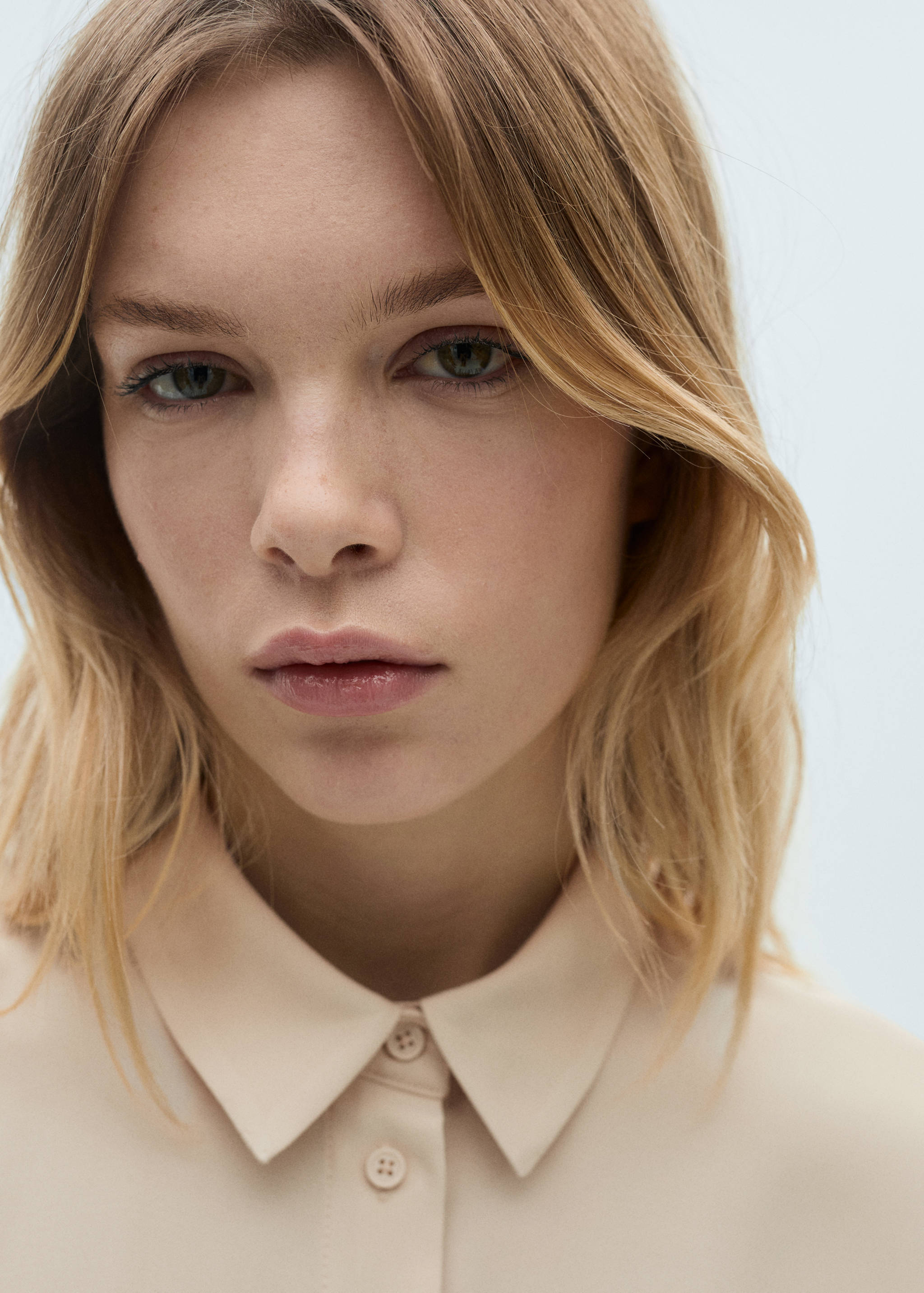 Short sleeve fluid shirt - Details of the article 1