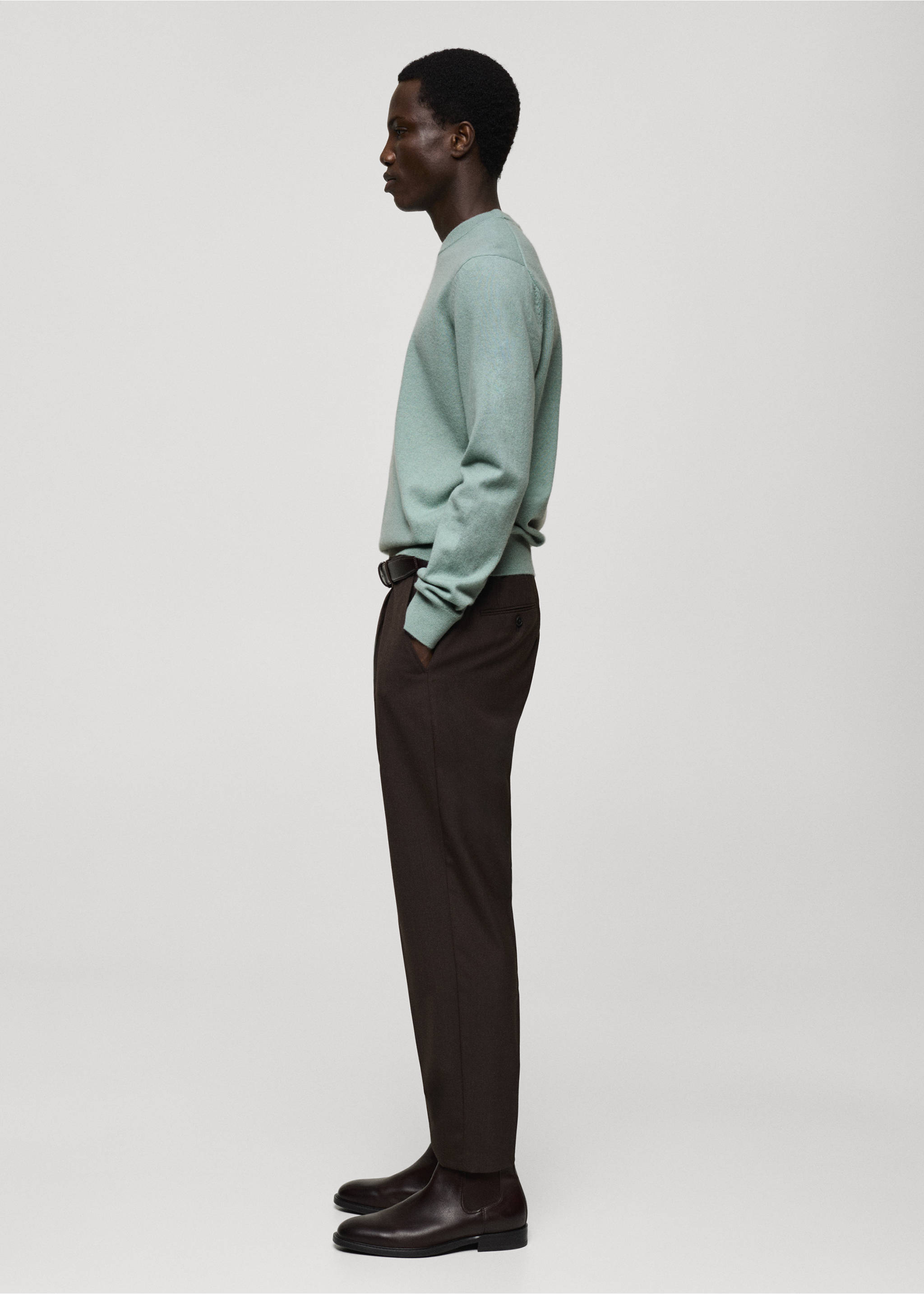 100% cashmere regular-fit sweater - Details of the article 2, Aqua Green. Ref: 87010602-00.