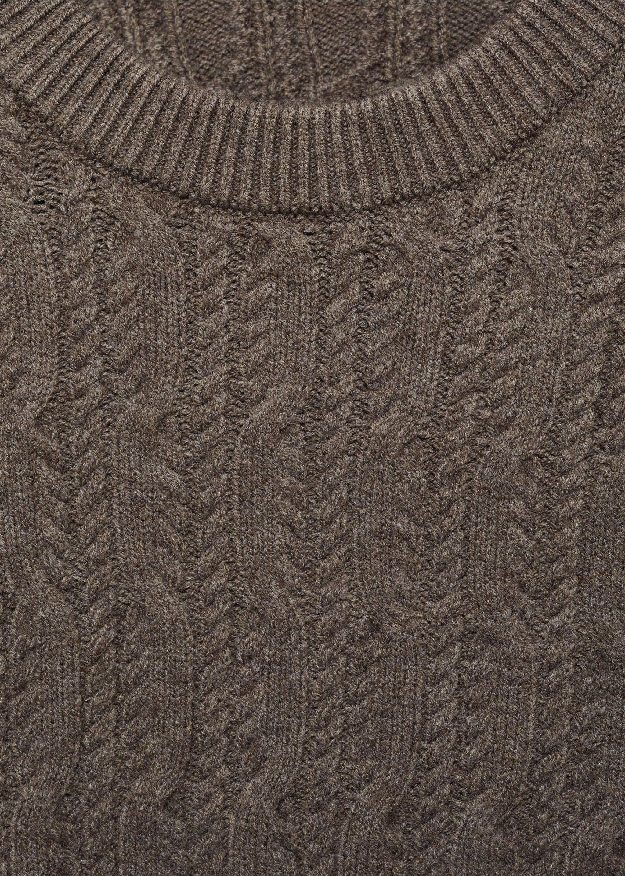 Braided knitted sweater - Details of the article 8, Mink Grey. Ref: 87010603-00.