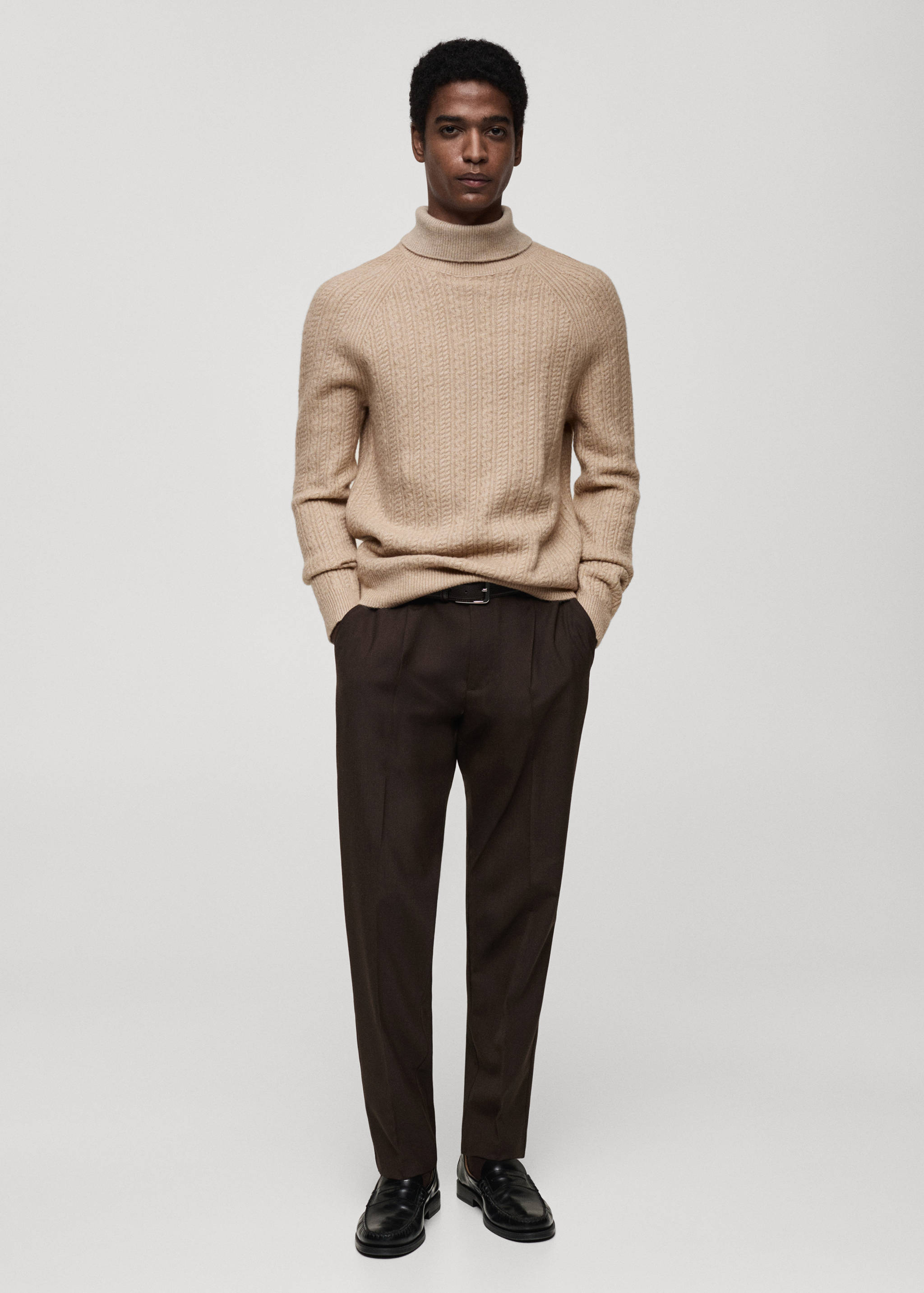 Braided knit turtleneck sweater - General plane