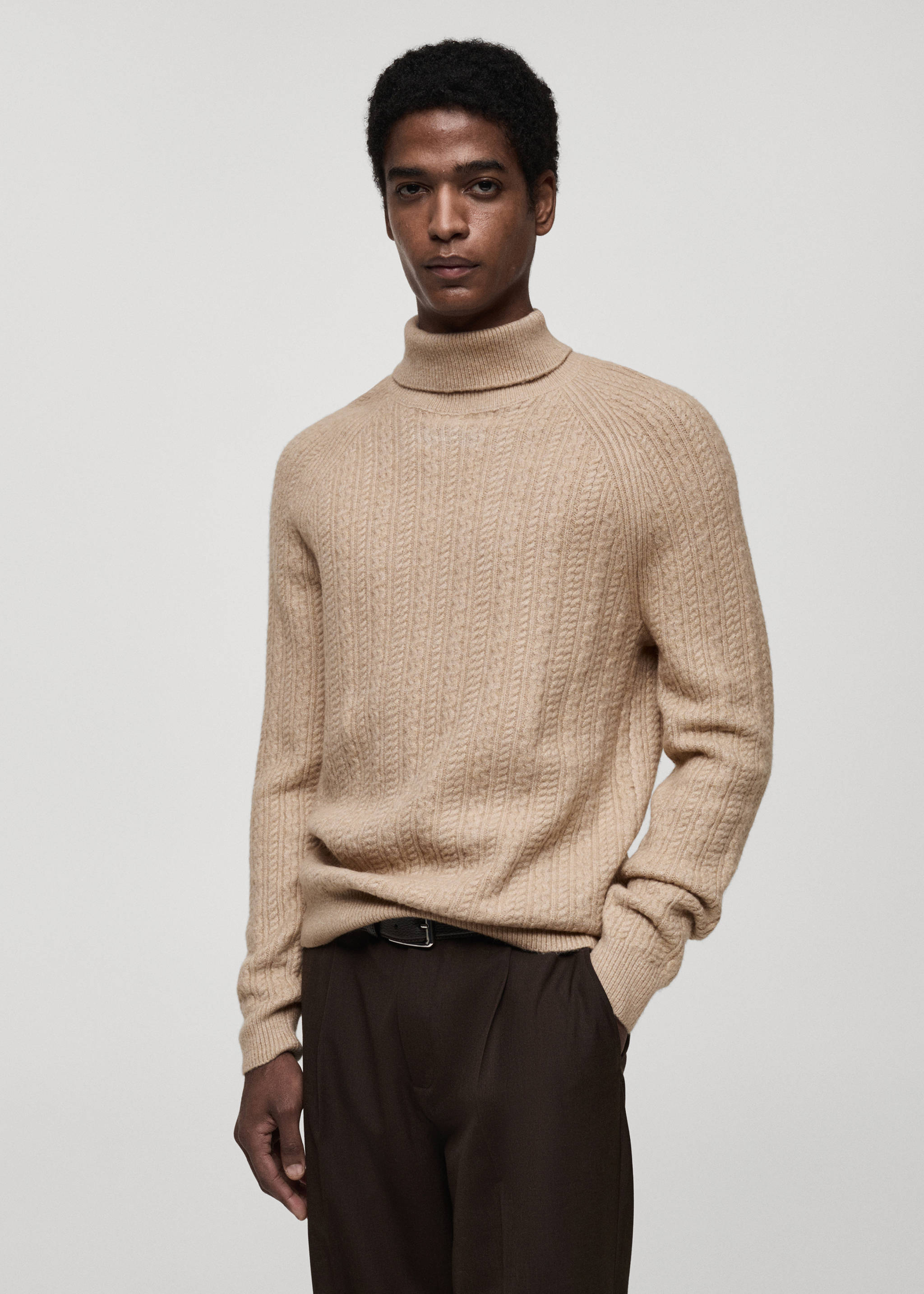 Braided knit turtleneck sweater - Medium plane
