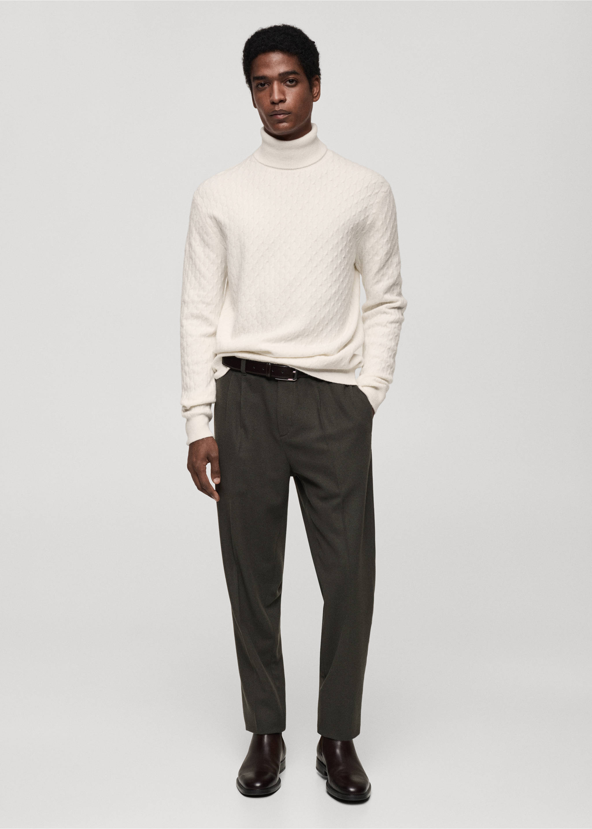 Jersey punto estructura cuello alto - Plano general, Blanco roto. Ref: 87010609-00.