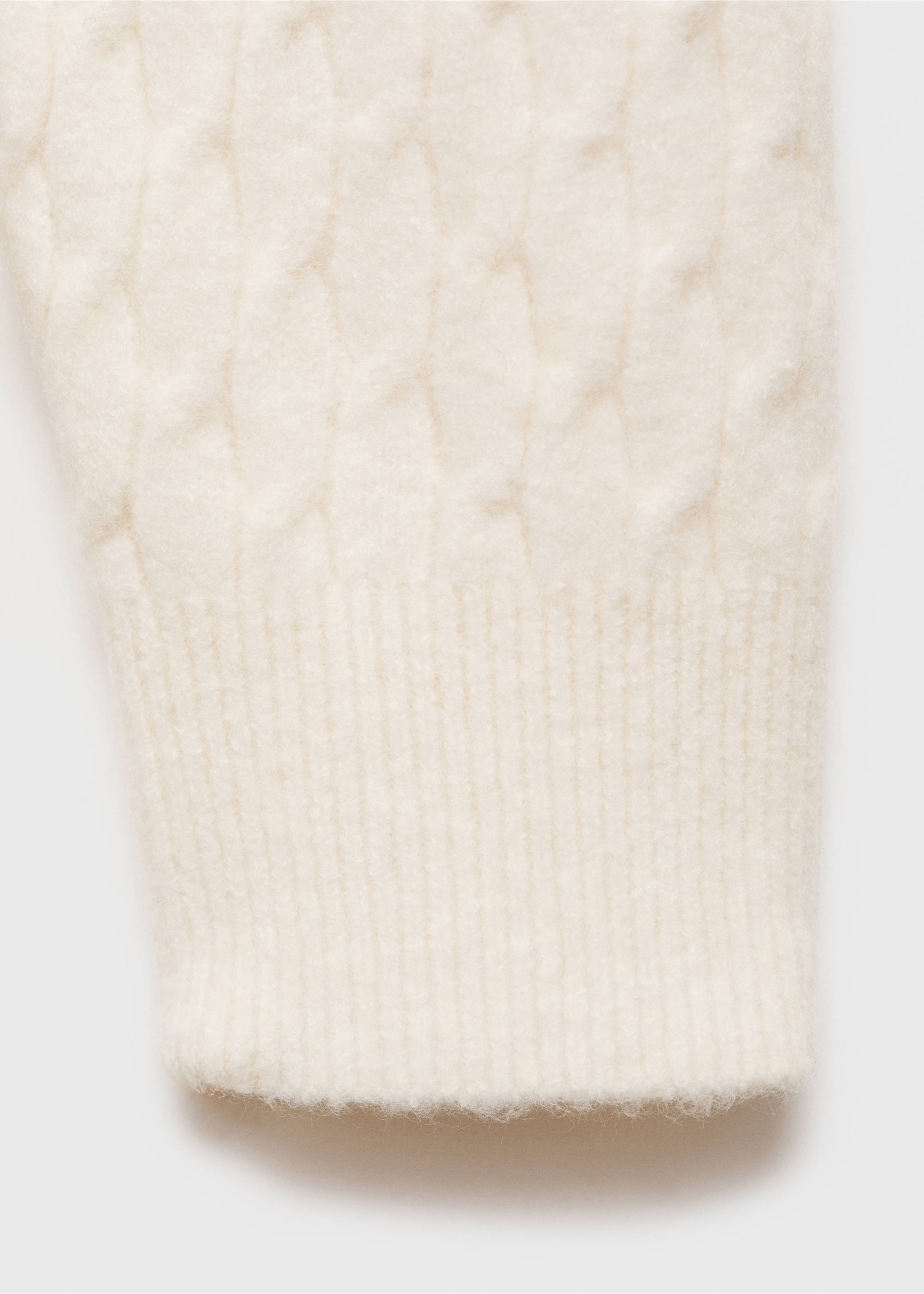 Jersey punto estructura cuello alto - Detalle del artículo 0, Blanco roto. Ref: 87010609-00.