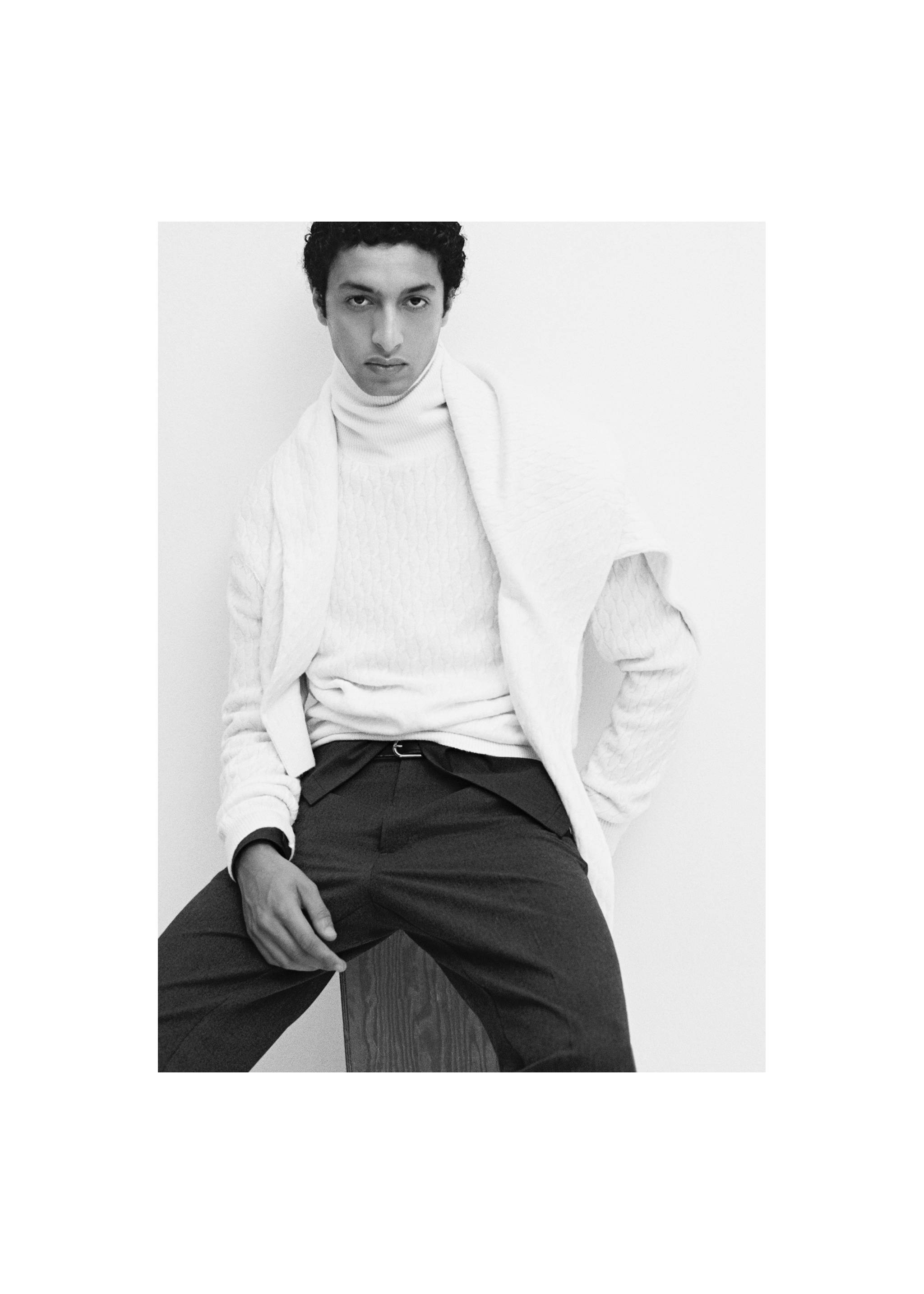 Pulover din tricot, structură cu guler înalt - Detaliu al articolului 3, Alb-murdar. Ref: 87010609-00.