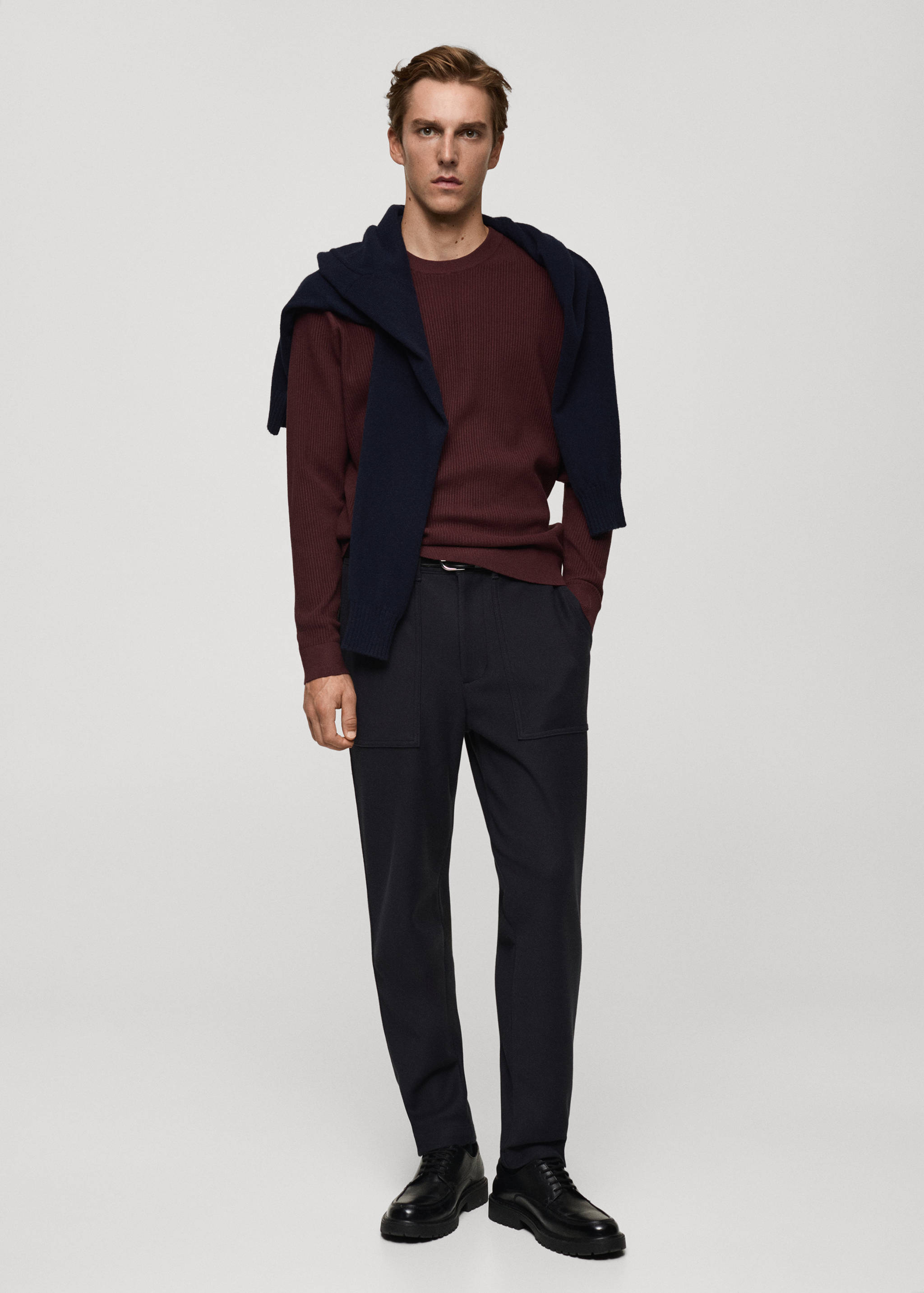 Βαμβακερό πουλόβερ με λεπτή πλέξη ριμπ - Γενικό πλάνο