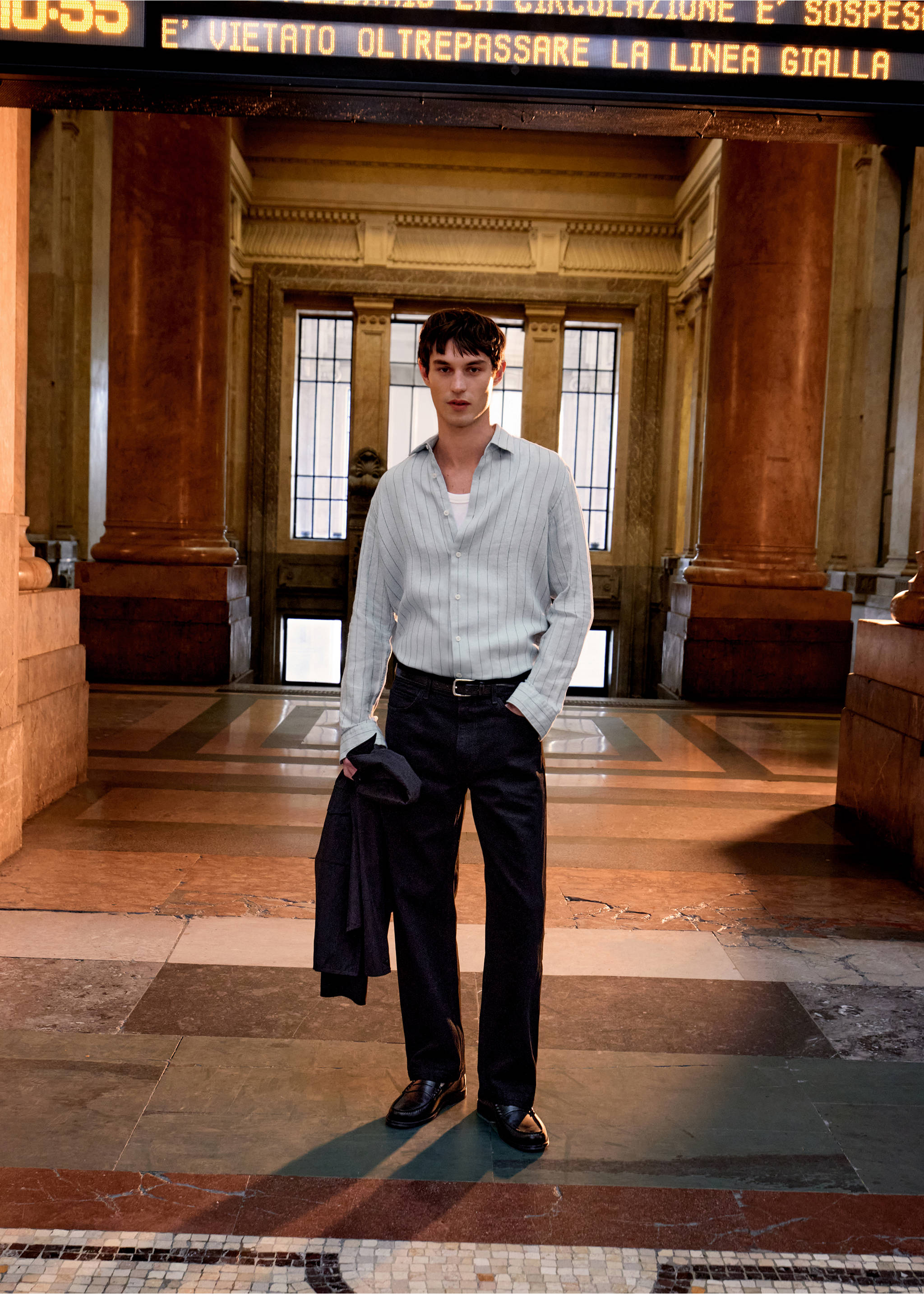 Jeans Moby straight fit negros - Detalle del artículo 9, Denim negro. Ref: 87010621-00.