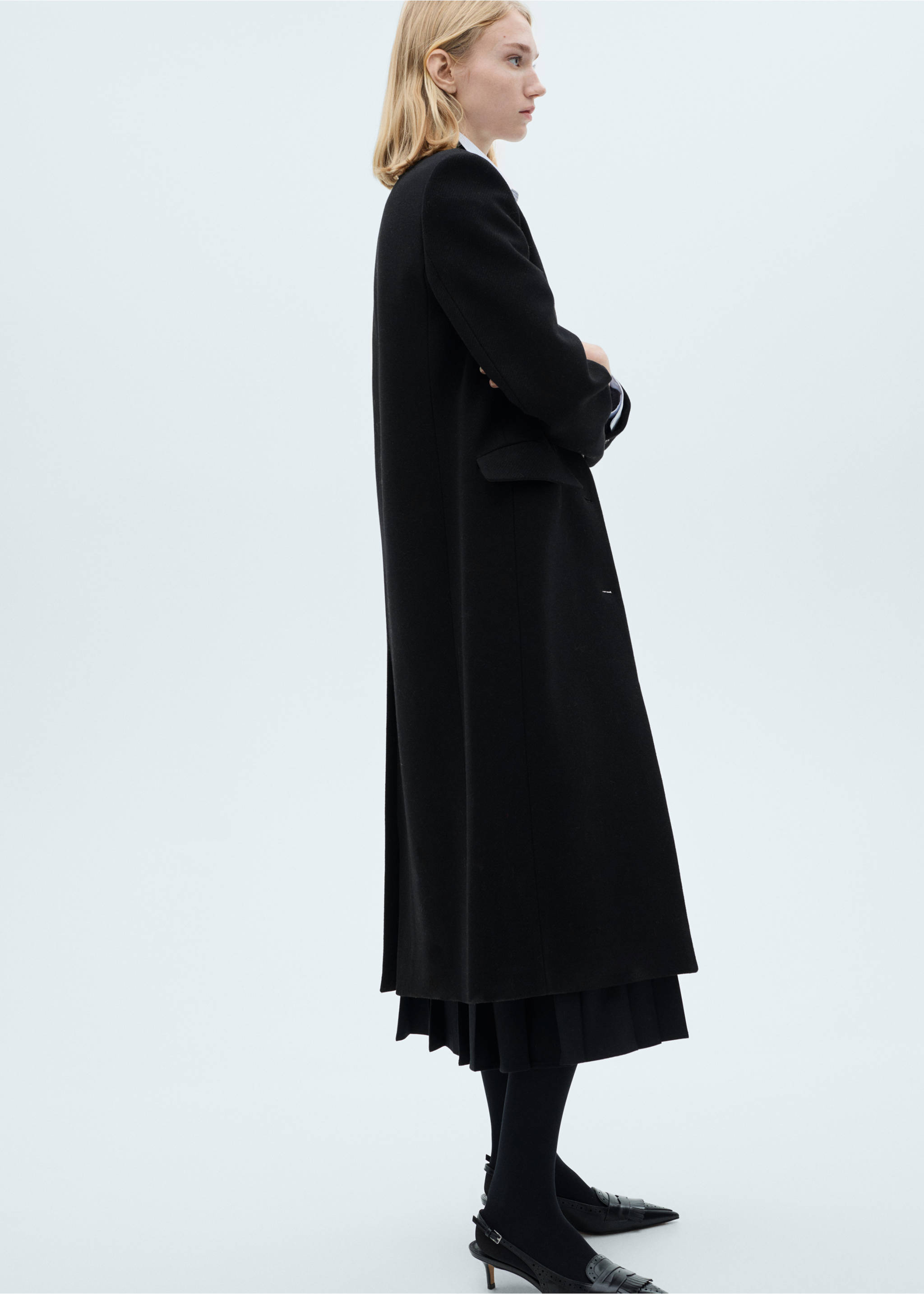 Long structured wool coat - Details of the article 2, Black. Ref: 87010625-00.