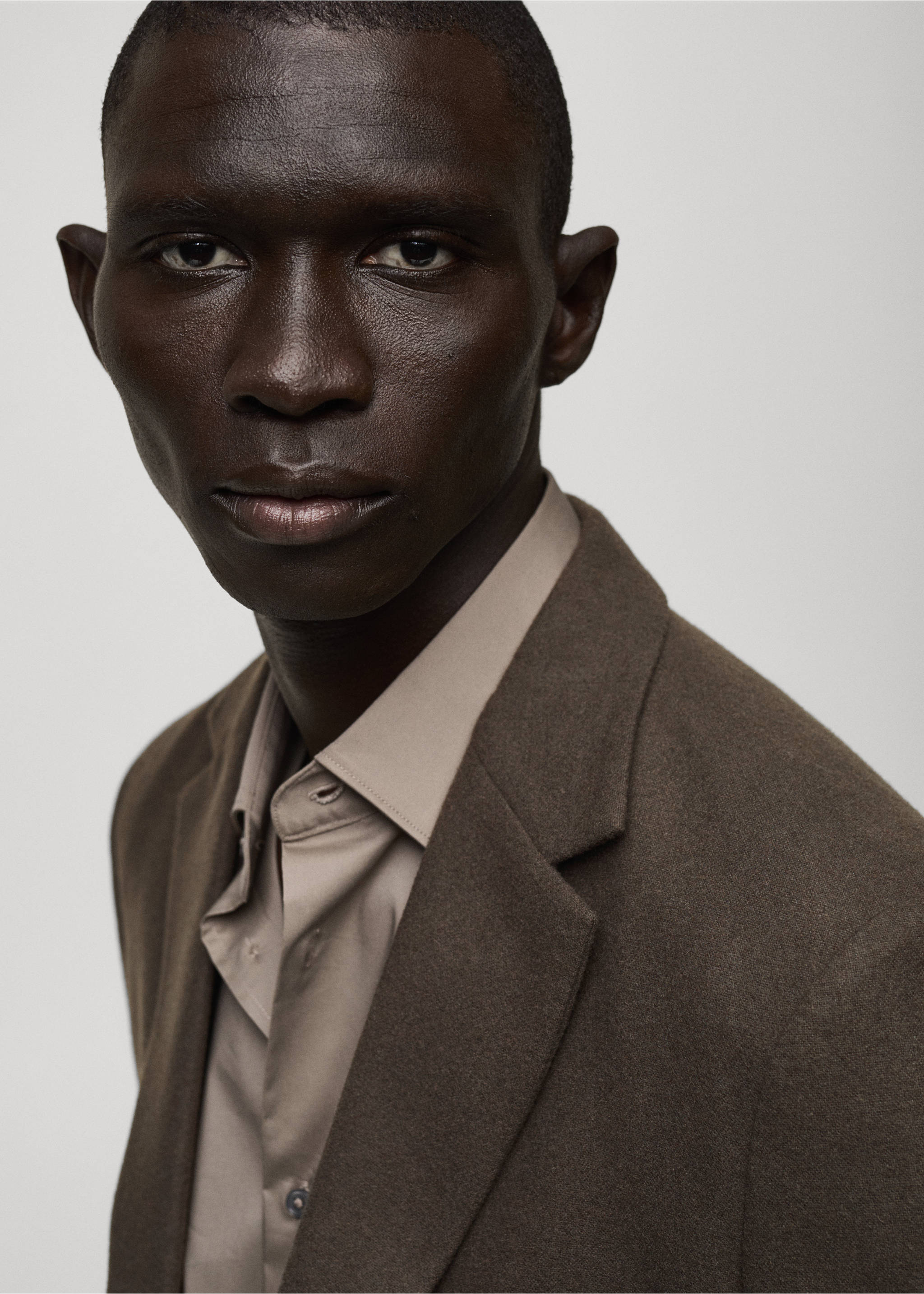 Slim fit wool blend blazer - Details of the article 1, Khaki. Ref: 87010633-00.