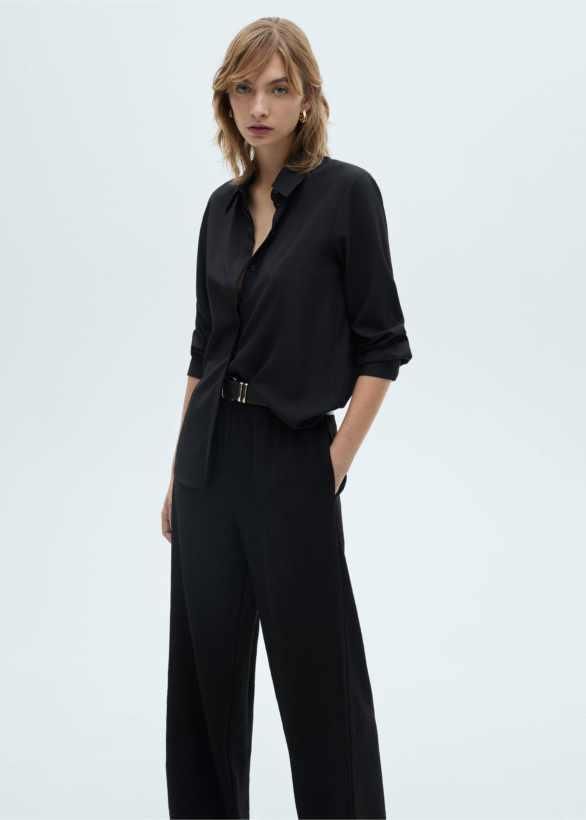 Straight knitted trousers - Details of the article 2, Black. Ref: 87011047-00.