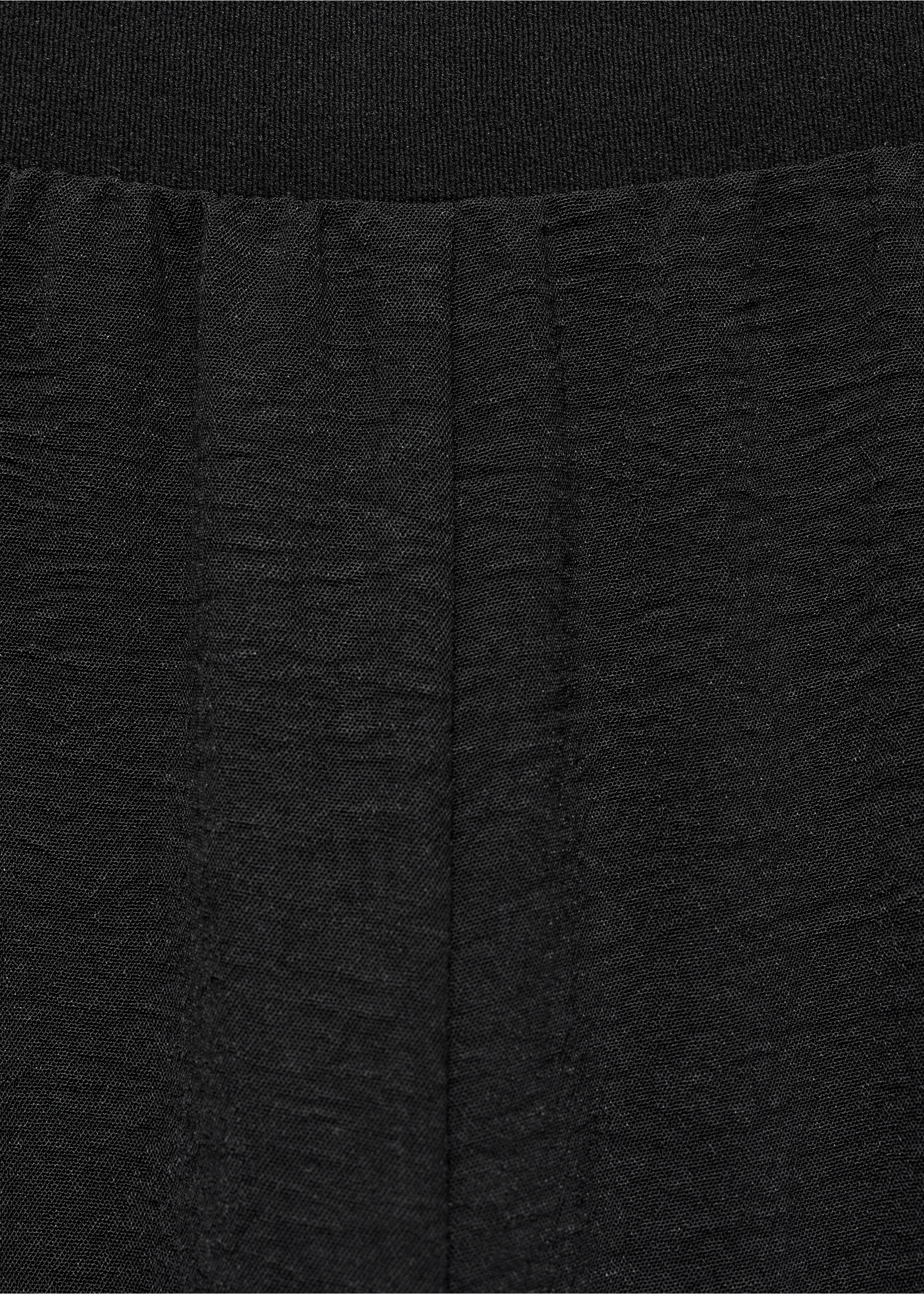 Straight knitted trousers - Details of the article 8, Black. Ref: 87011047-00.