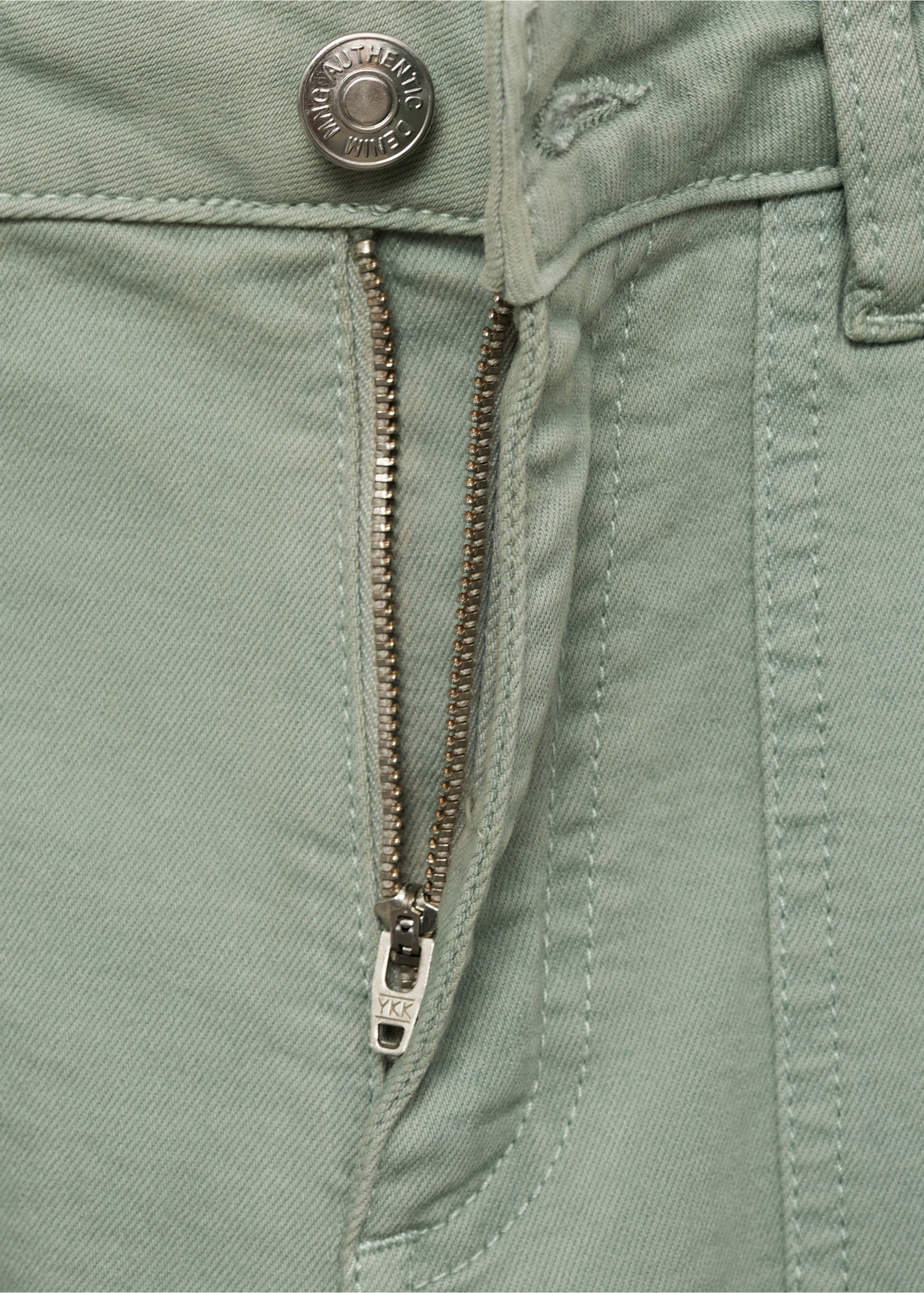 Culotte trousers with pockets - Details of the article 8, Pastel Green. Ref: 87011050-00.