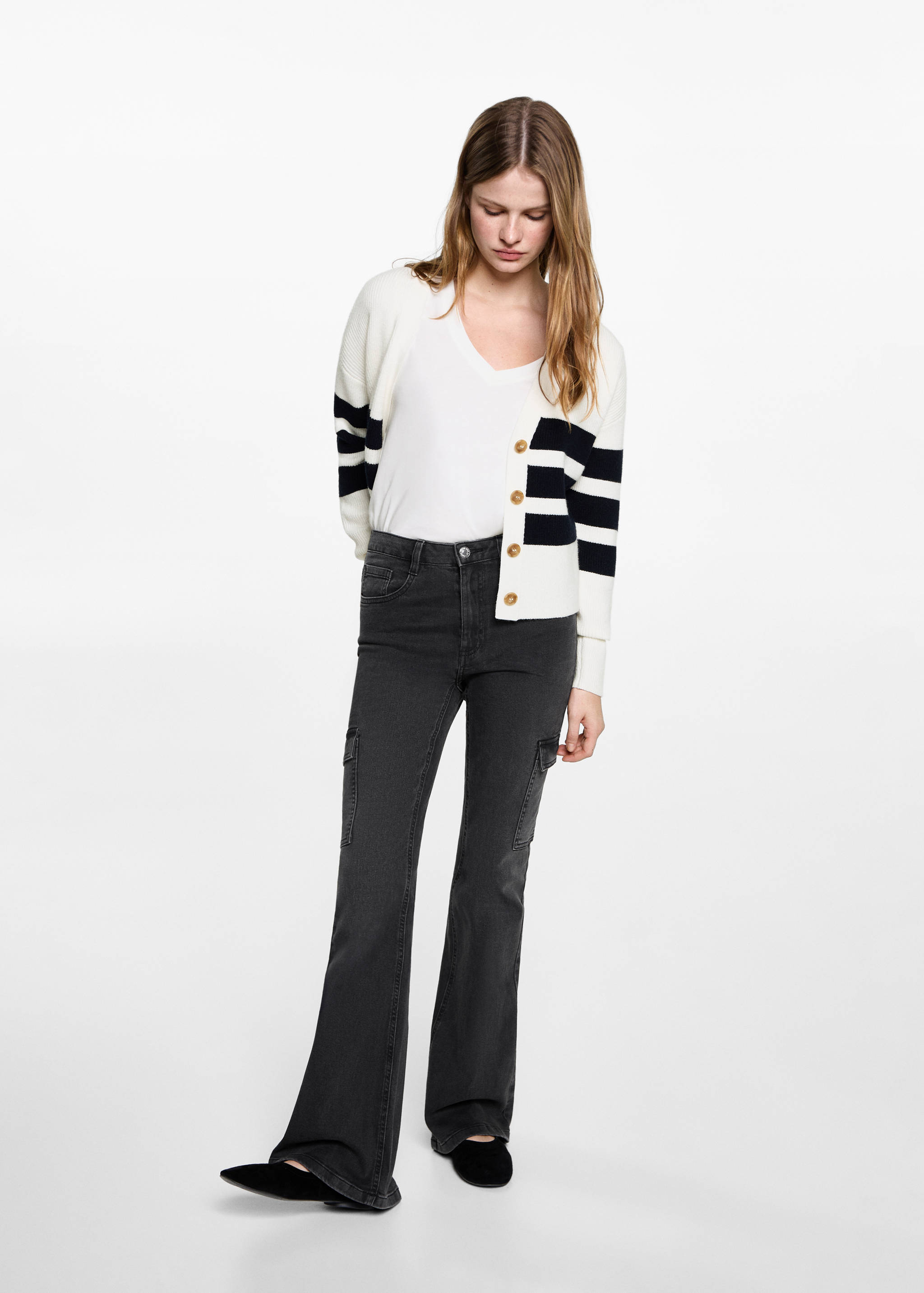 V-neck T-shirt - General plane