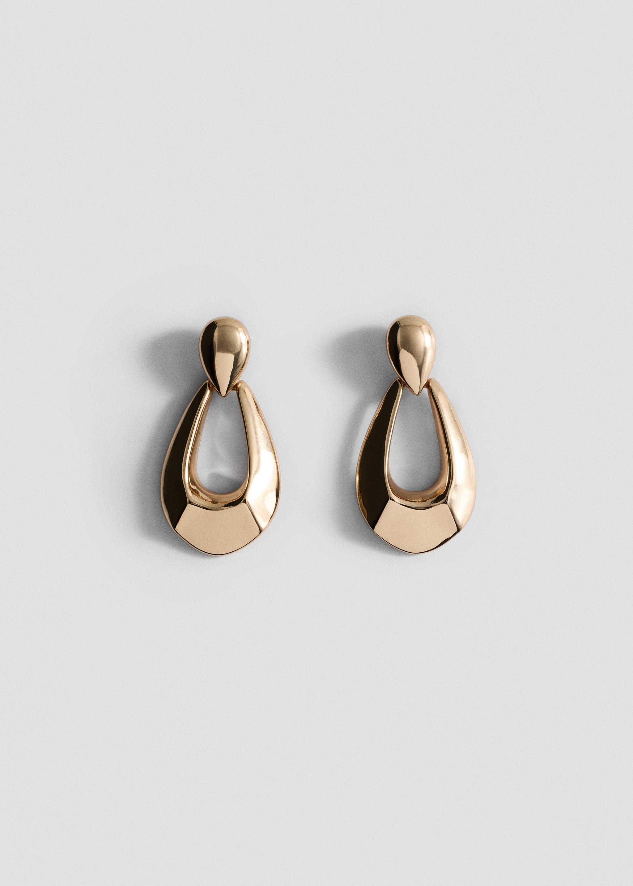 Oorbellen met ovaalvormige hangers - Artikel zonder model