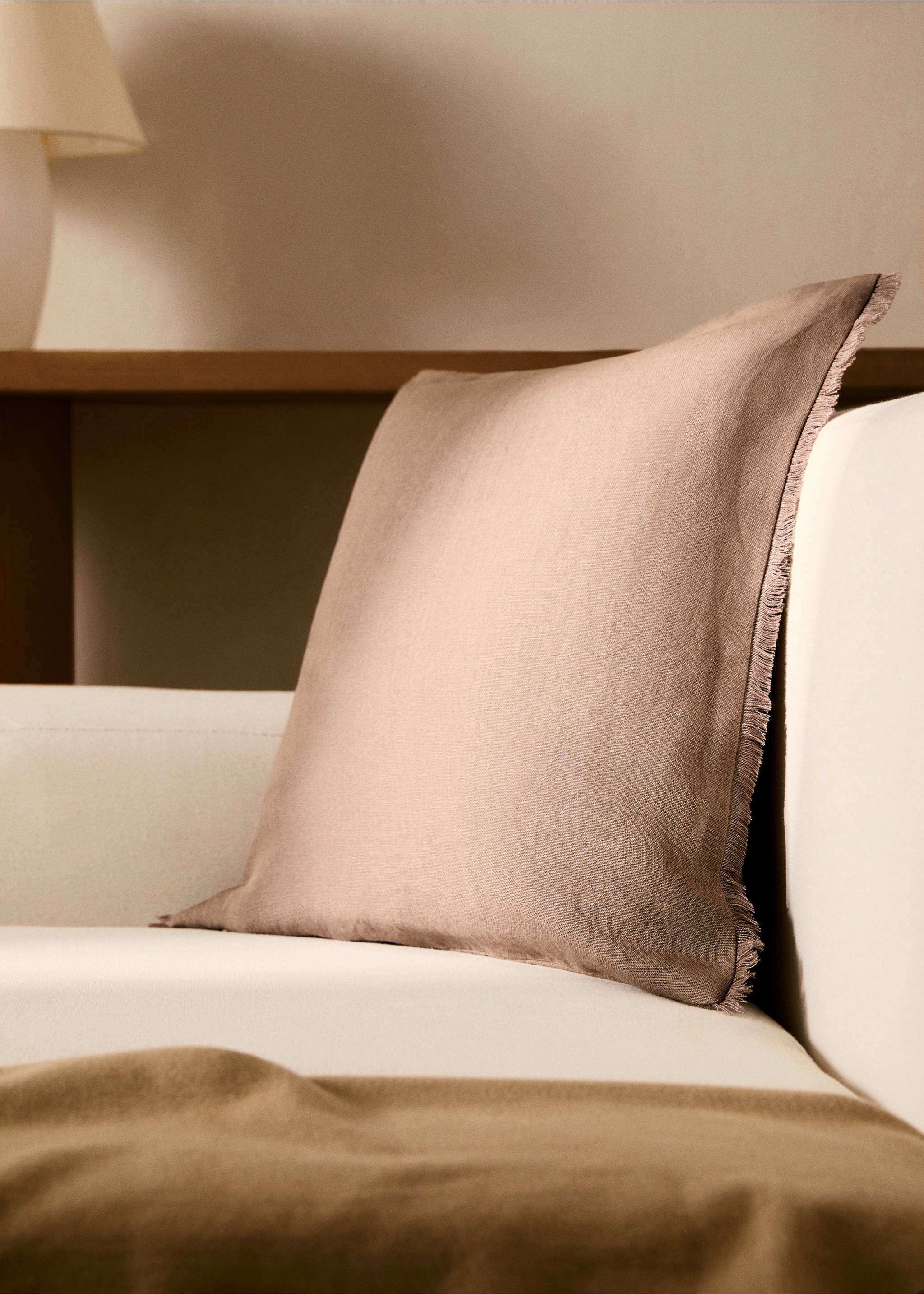 Linen cushion cover with fringes 50x50 cm - General plane, Light/Pastel Brown. Ref: 87012899-00.