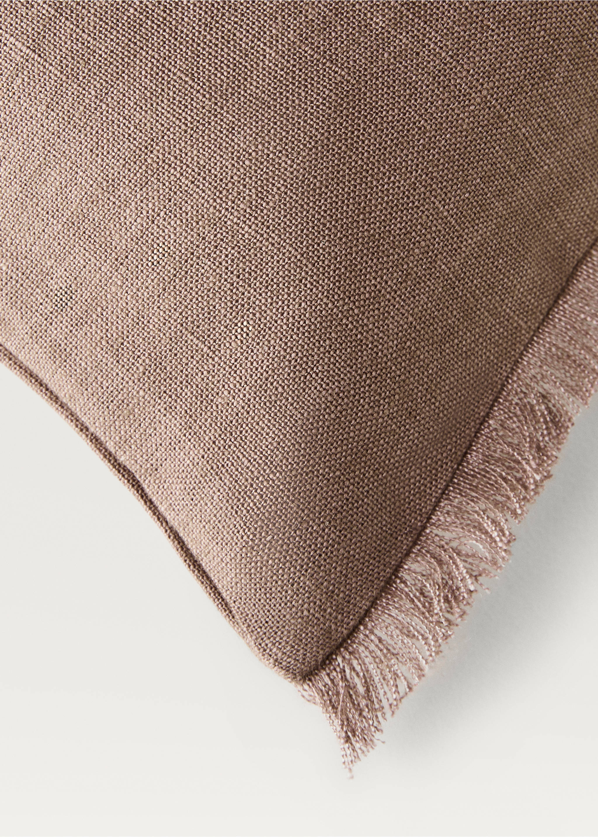 Linen cushion cover with fringes 50x50 cm - Details of the article 3, Light/Pastel Brown. Ref: 87012899-00.