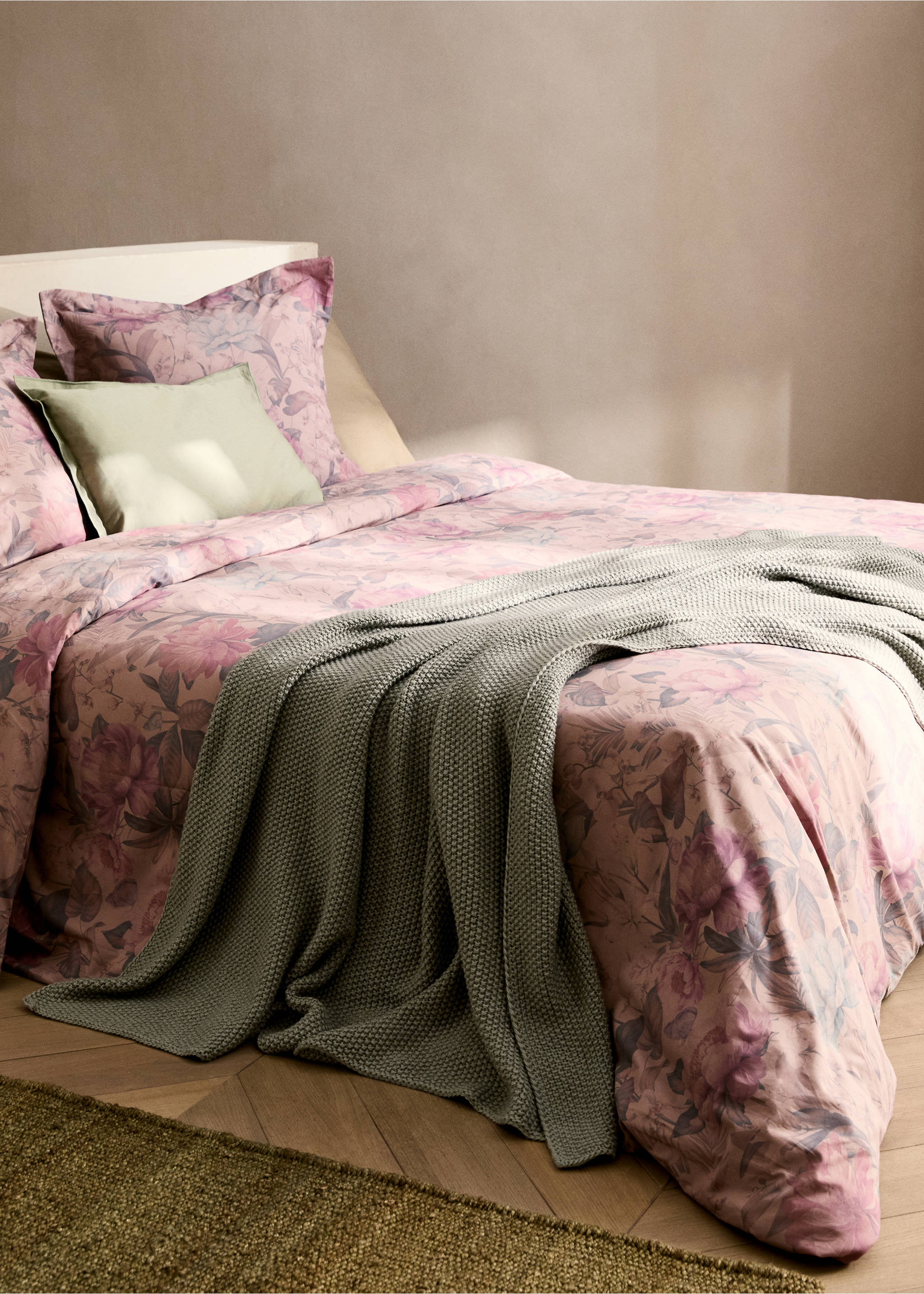 Cotton percale multi-coloured floral-print duvet cover King bed - General plane, Pink. Ref: 87012916-00.