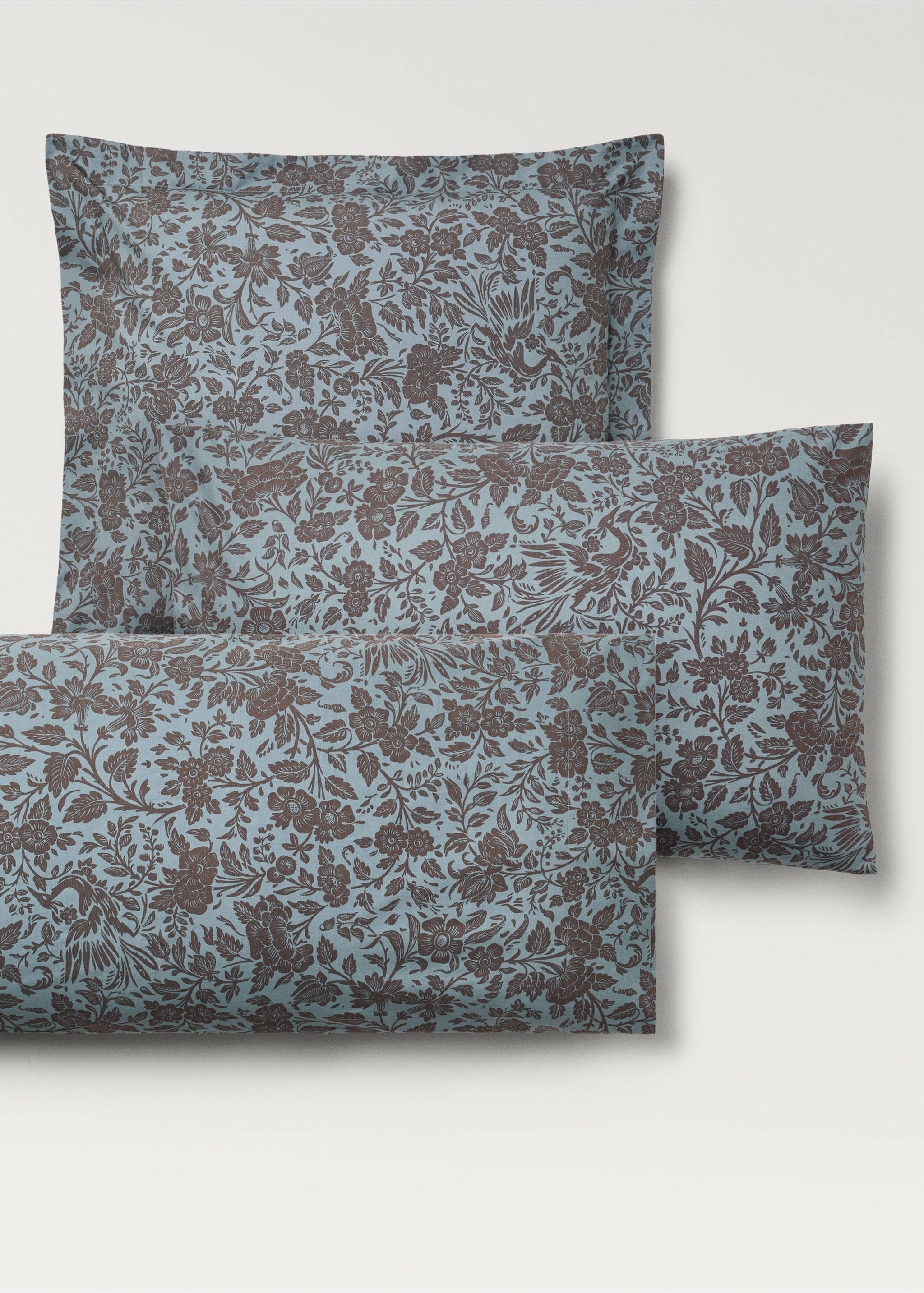 Two cotton percale two-tone floral-print pillowcases 50x75 cm - Details of the article 4, Aqua Green. Ref: 87012950-00.